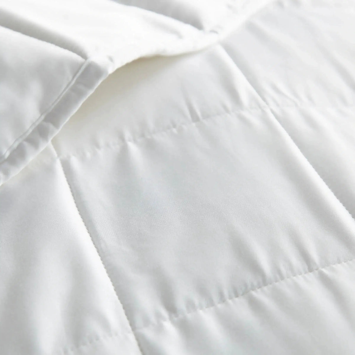 Bamboo Duvet Comforter | Weightless Cooling Fill | Hypoallergenic Soft
