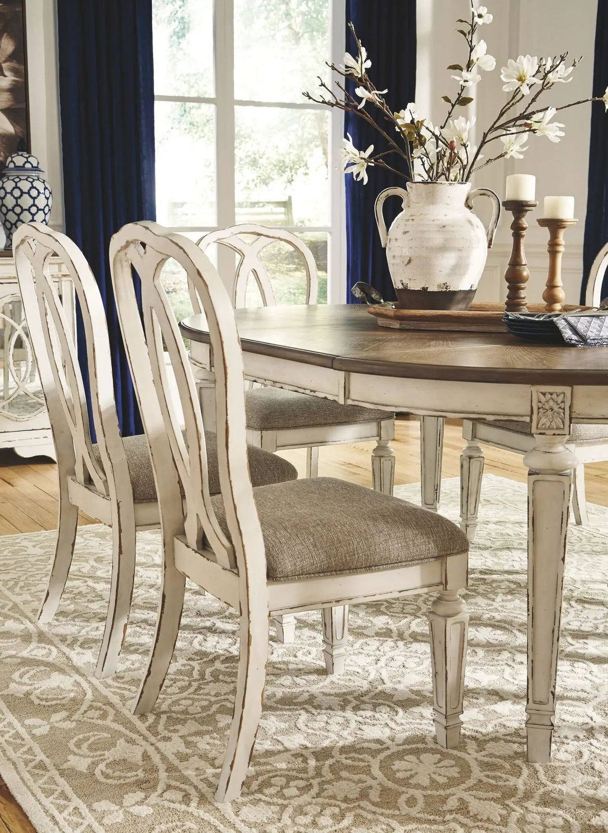 Realyn Oval Dining Table Set | 5-Piece | Traditional Cottage Design | Antiqued Two-Tone Finish