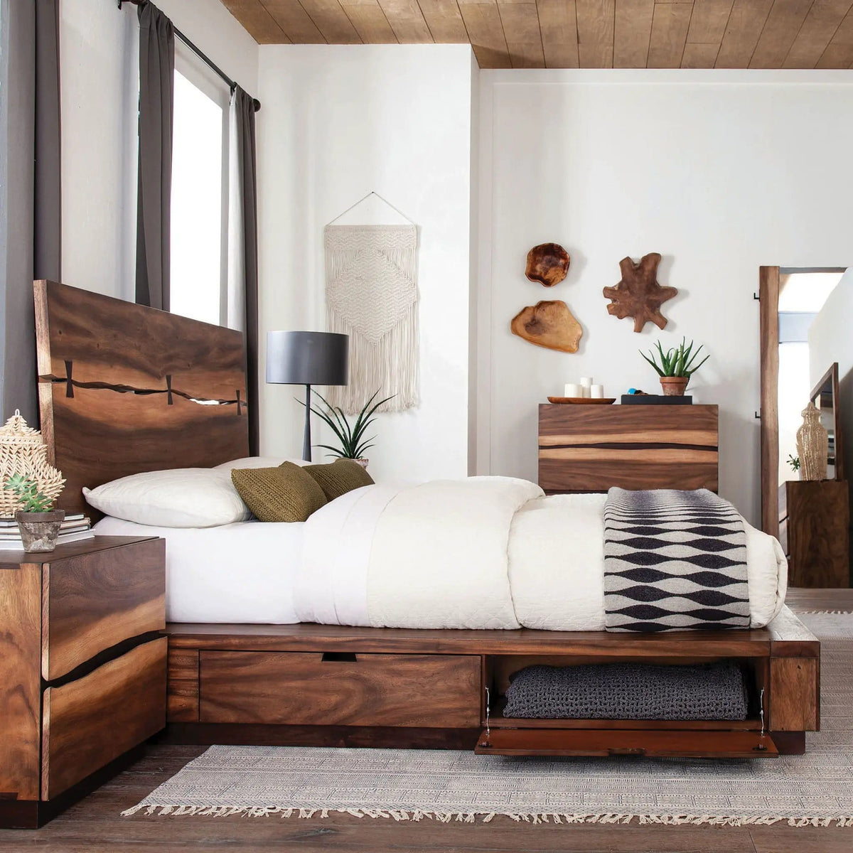 Winslow Wood Queen Storage Panel Bed Smokey | 72.5 x 89.5 x 53.5 in | Walnut & Metal | Walnut