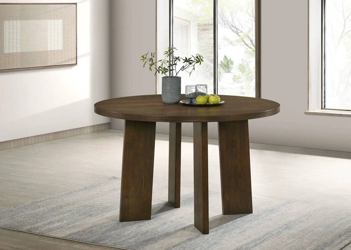 Strouse 47-inch Round Wood Dining Room Table | 47.25 x 47.25 x 30 in | Rubberwood & Engineered Wood | Walnut