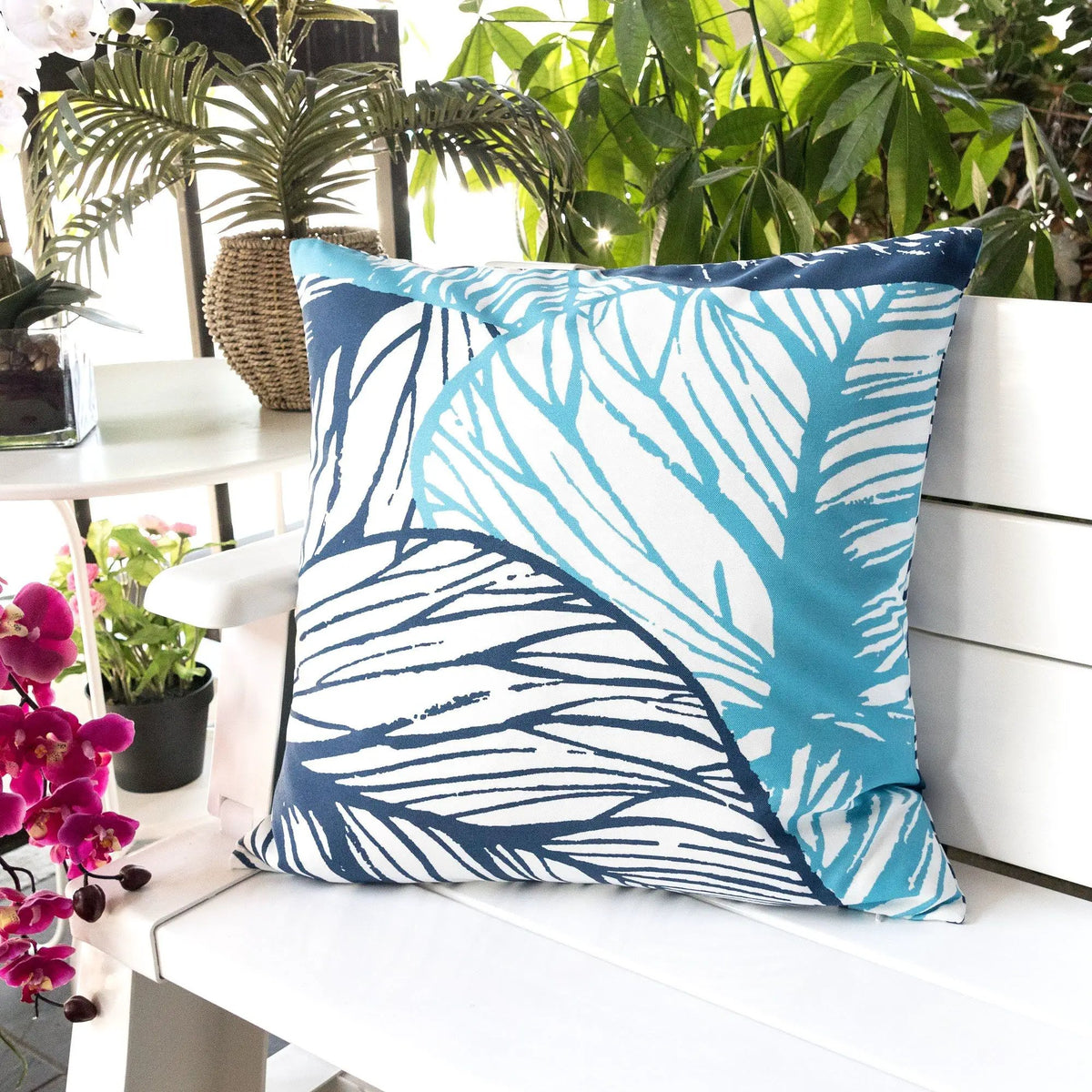 Leaf Vein Outdoor Pillow | Indigo | Mold And Mildew Resistant | Removable Cover