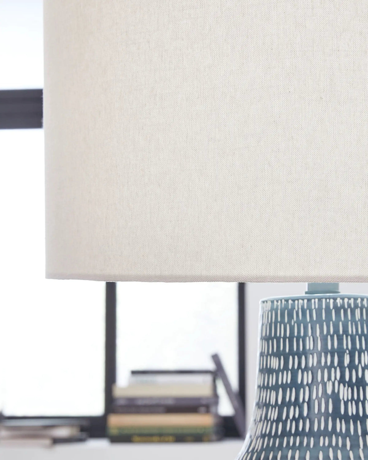 Schylarmont Metal Table Lamp | 18.13 x 18.13 x 28.5 in | Fabric & Metal | Antique Gray / White