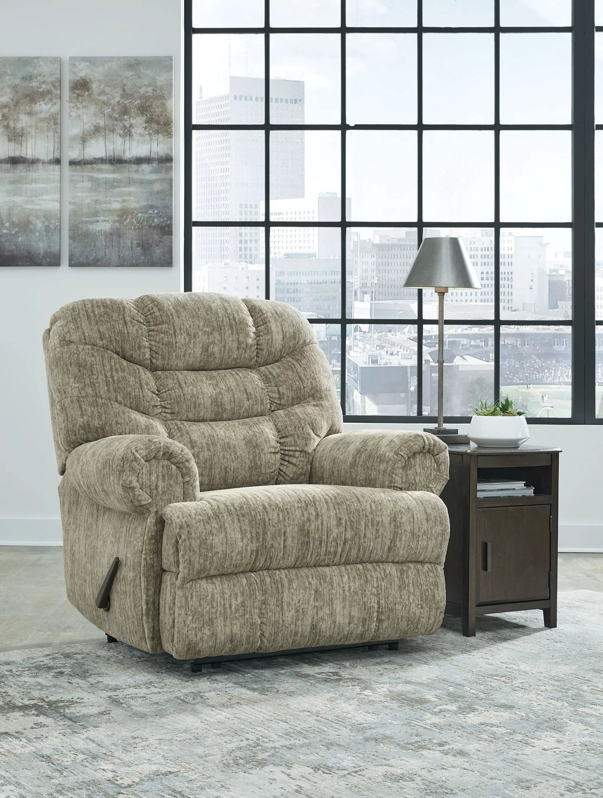 Movie Man Zero Wall Recliner | Large-Scale Design | Overly Comfortable | 45 Inch Length