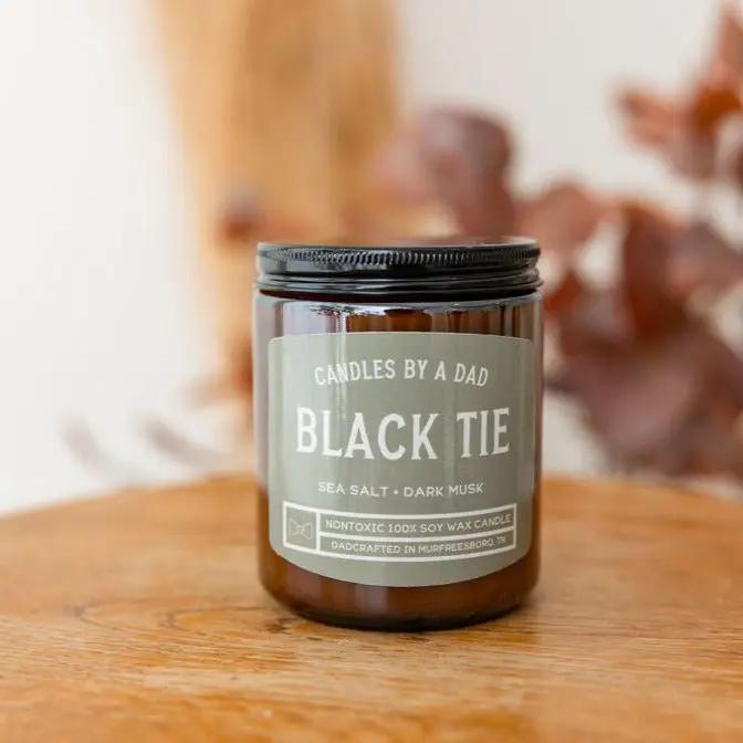 Scented Candle | 7Oz Capacity | Woods Citrus And Musk Scent