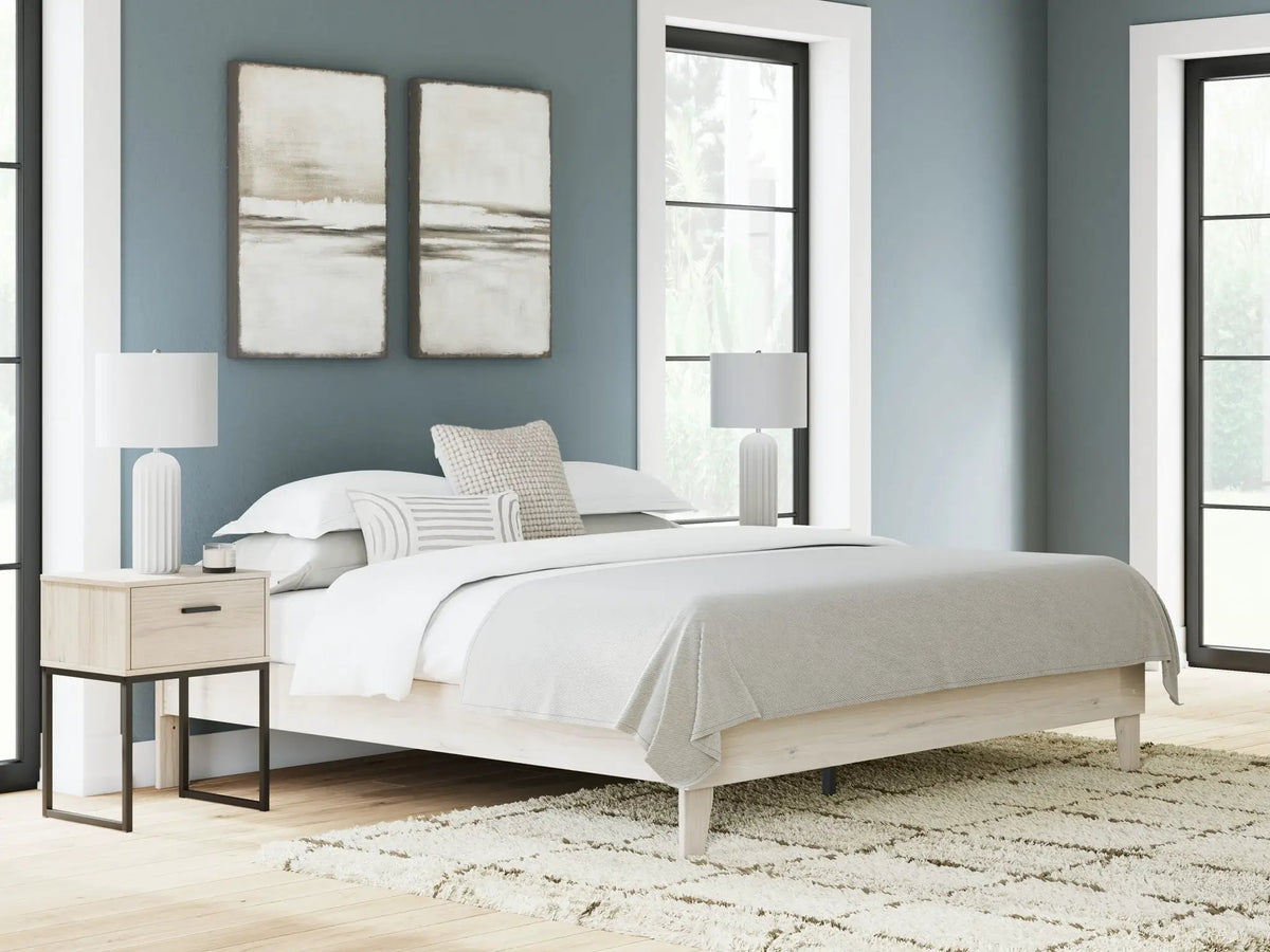 Socalle Platform Bed | Space-Saving Design | Clean-Lined Profile | Contemporary Style