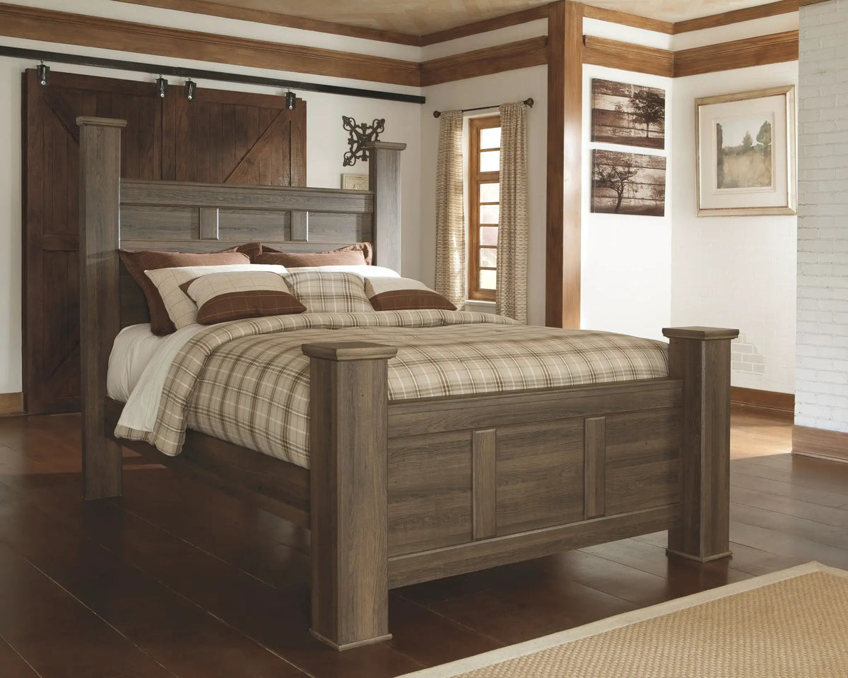 Juararo Poster Bedroom Set | 4-Piece | Vintage Rough Sawn Finish | Thick Poster Bed Posts