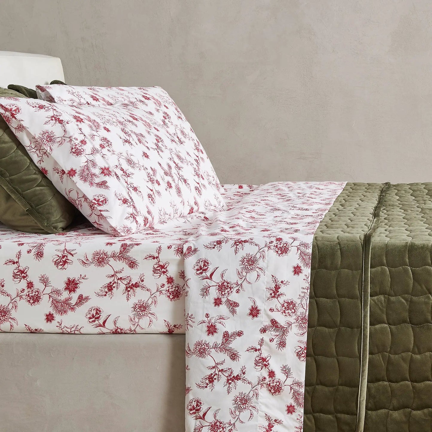 Watercolor Floral Sheet Set - Delia Collection from PriceLows™