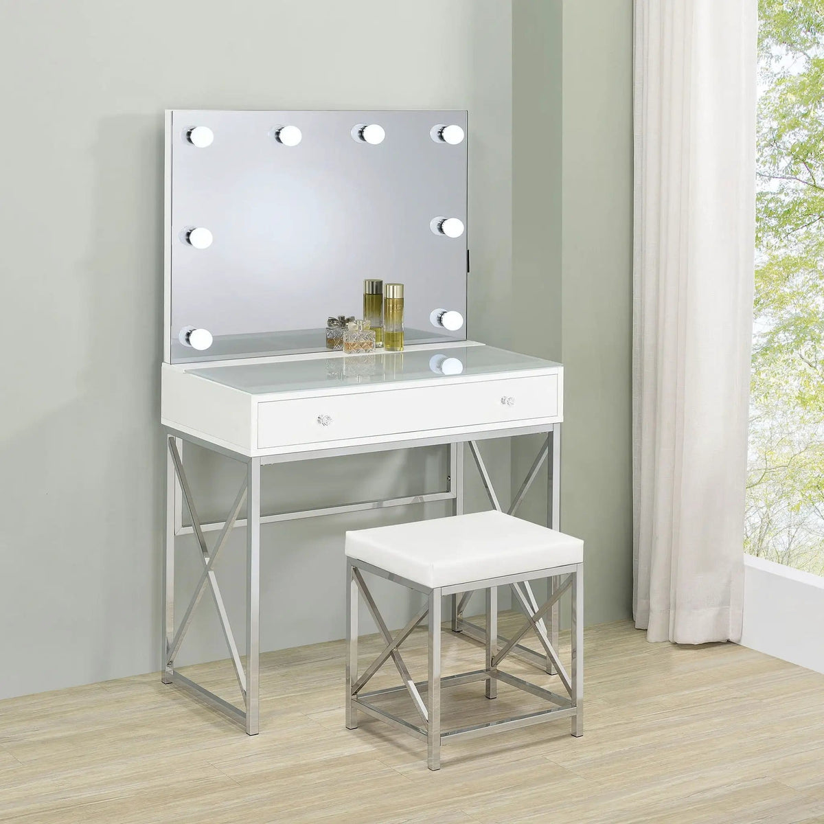 Eliza Vanity Set with Lighting & Stool White and Chrome | 31.75 x 16.5 x 53.25 in | Bathroom Furniture | Bathroom