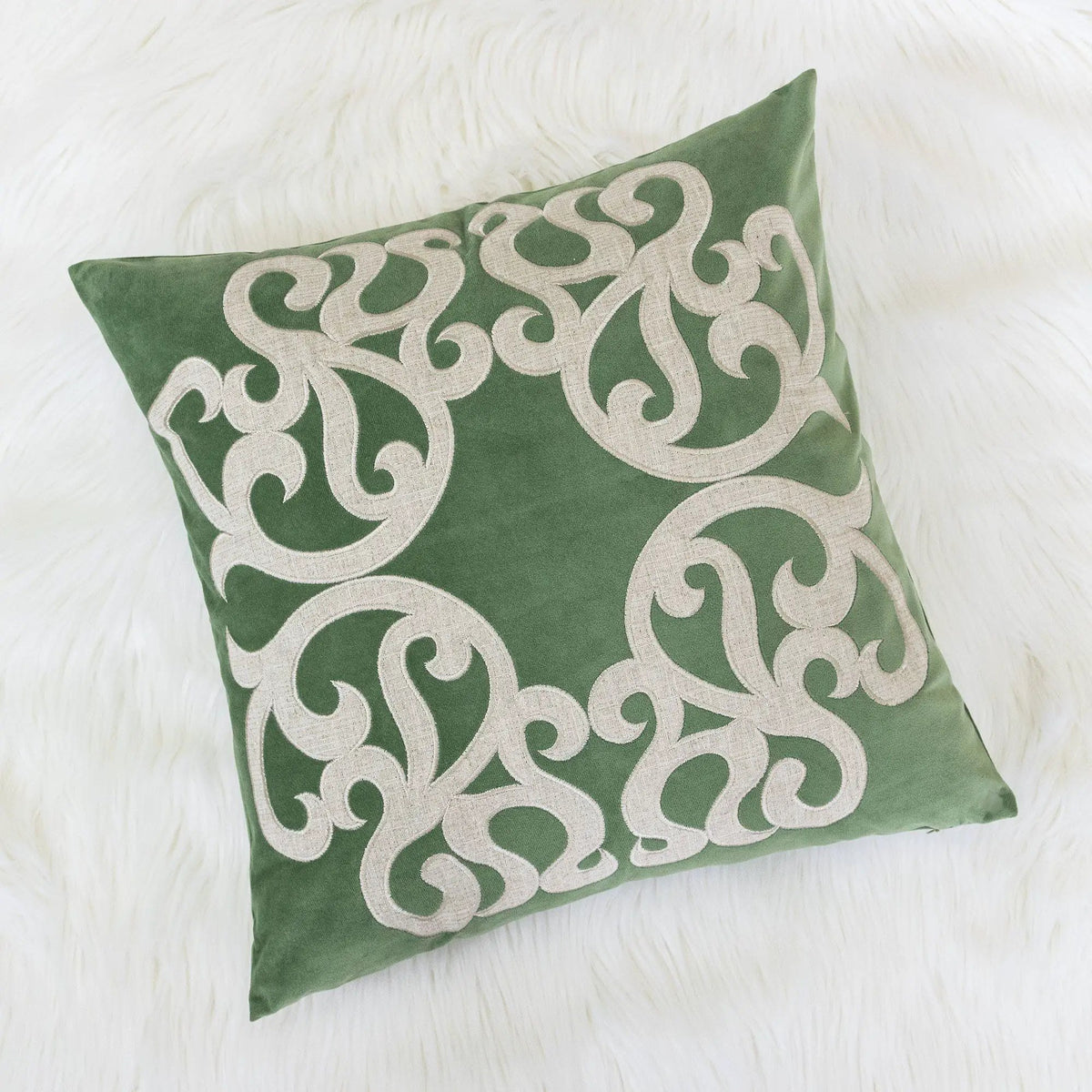 Pillow Cover | Vintage Vine Pattern | Hidden Zipper | Matching Back