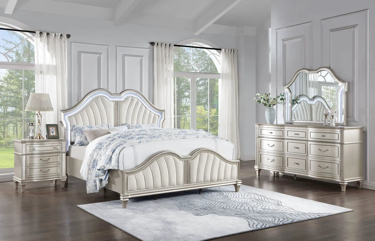Evangeline 4-piece Eastern King Bedroom Set Silver | 4-Piece Set | Chenille | Oak