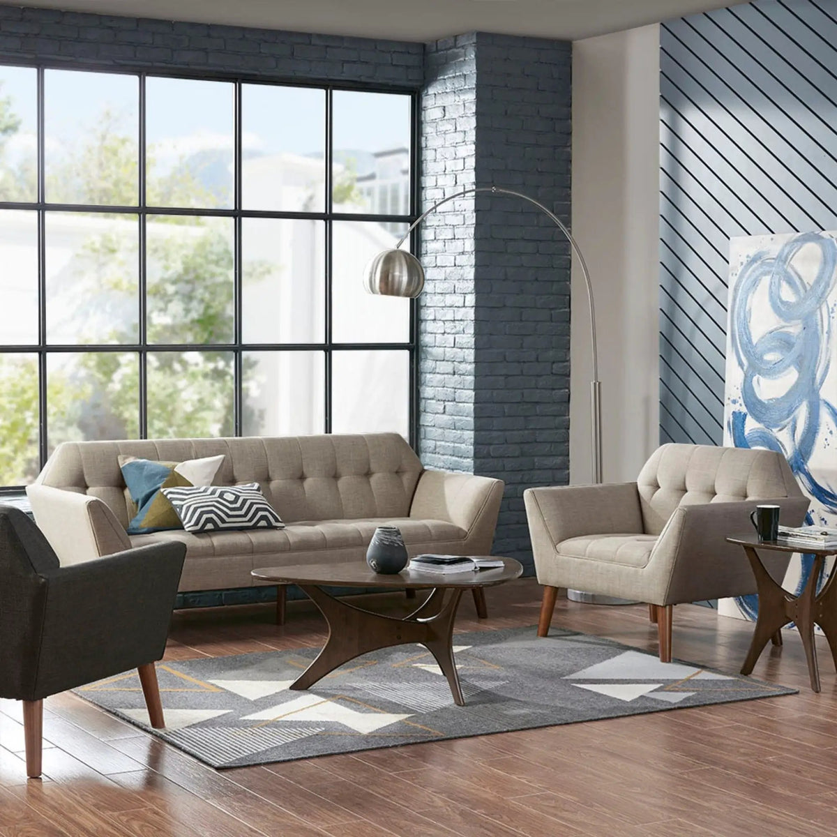 Modern Lounge Chair | Button Tufting | Mid-Century Design | Comfortable Armrests