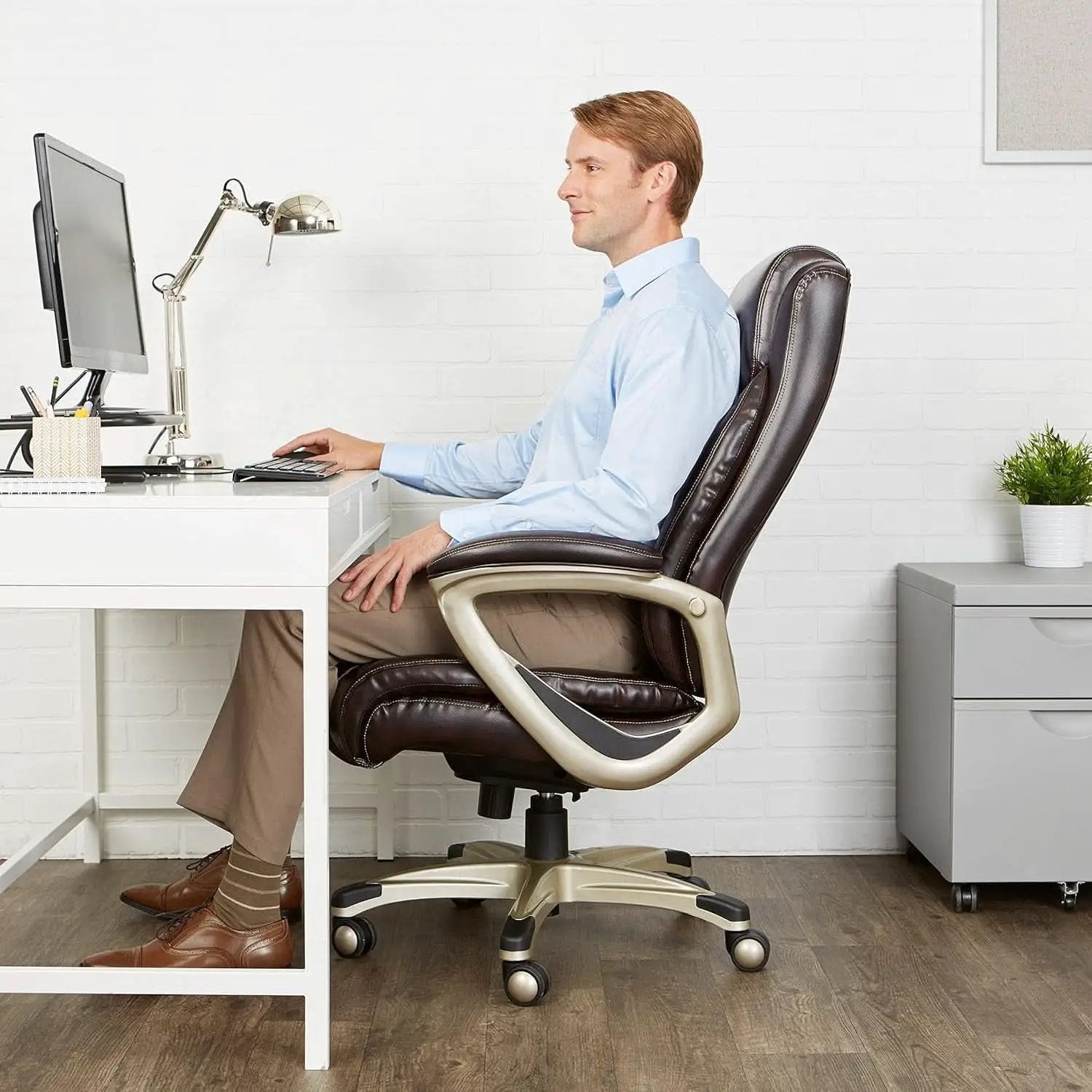 Big Tall Executive Office Chair With Lumbar Support Brown from PriceLows™