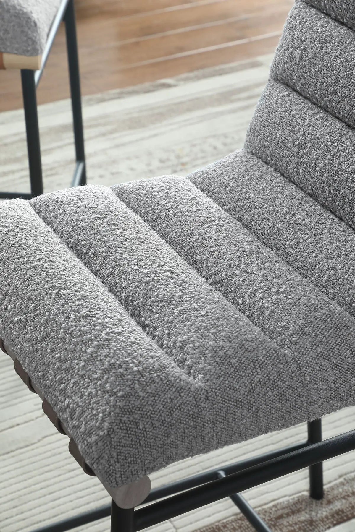Lahni Boucle Counter Height Chair | 17 Inch Seat Width | Fabric Upholstery | Modern Design