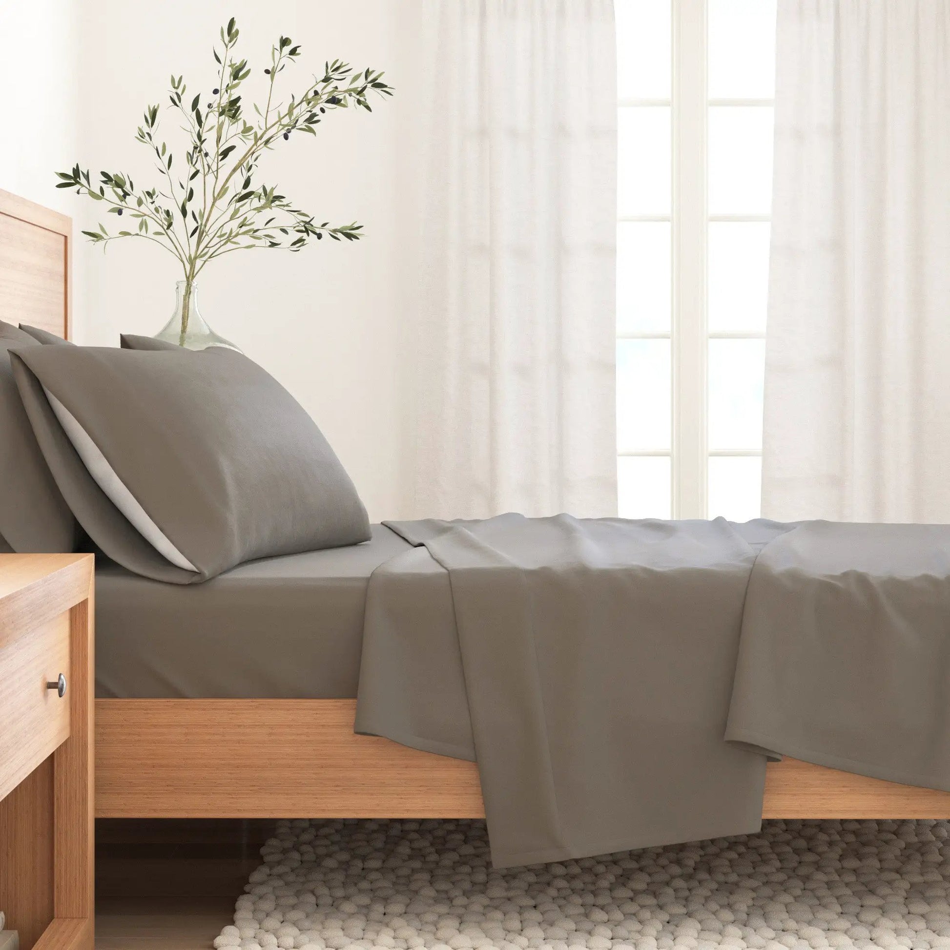 Cotton Solid Flannel Sheet - Nordic Collection from PriceLows™