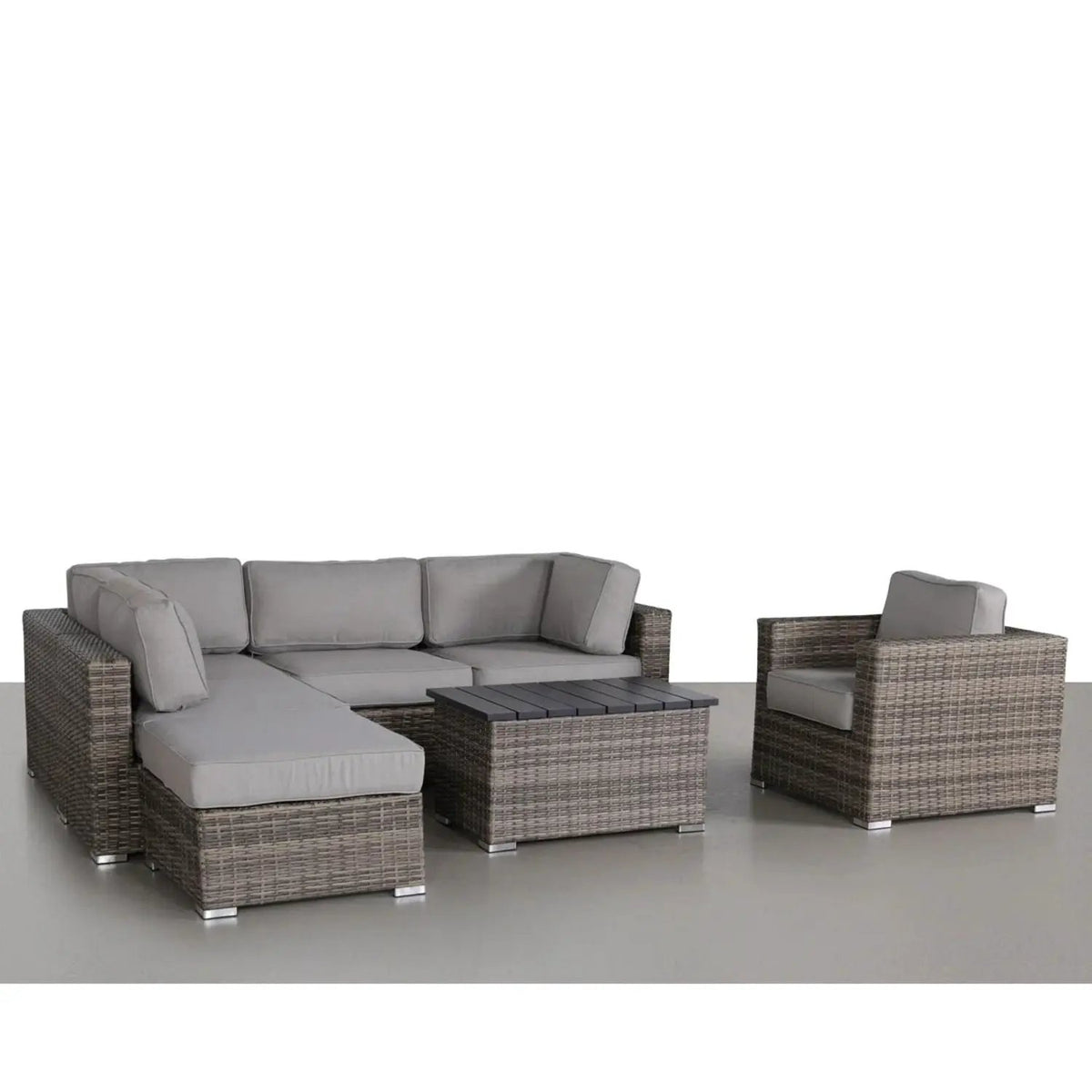 Outdoor Sectional Set | Handcrafted Wicker | Ultra-Soft Cushions | Entertainment Seating