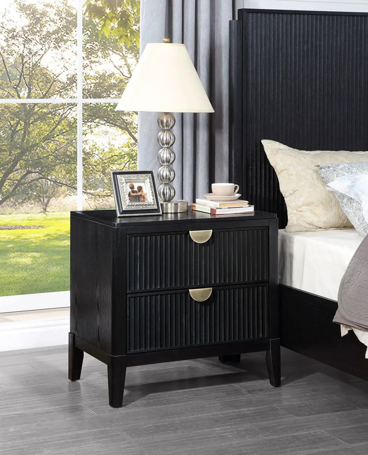 Brookmead 2-drawer Nightstand | 28.25 x 18 x 26.75 in | 2-Drawer | Black