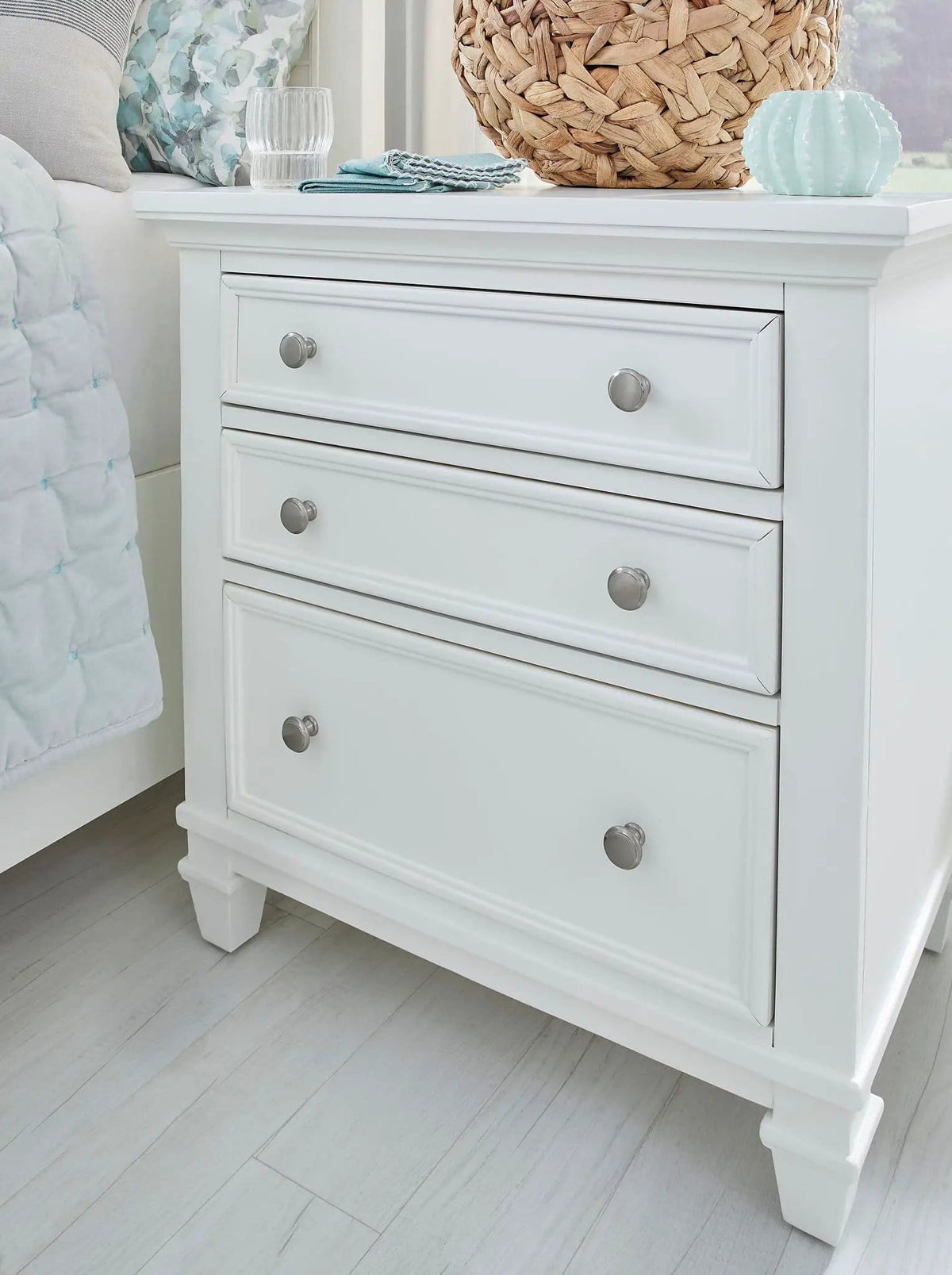 Charleston Drawer Nightstand Nightstands w/ Charging Station | 2 Pieces | Bedroom Furniture | Bedroom