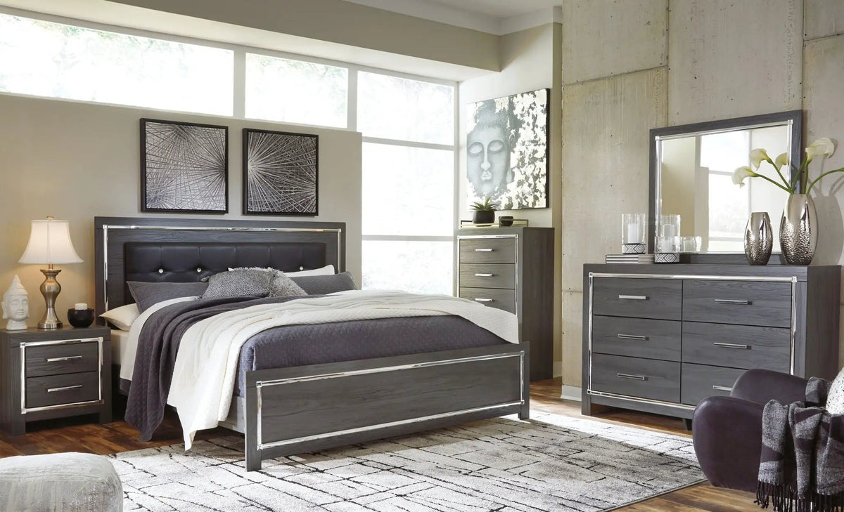 Lodanna Panel Bedroom Set | 4-Piece | Modern Wood-Grain Finish | Faceted Chrome Details
