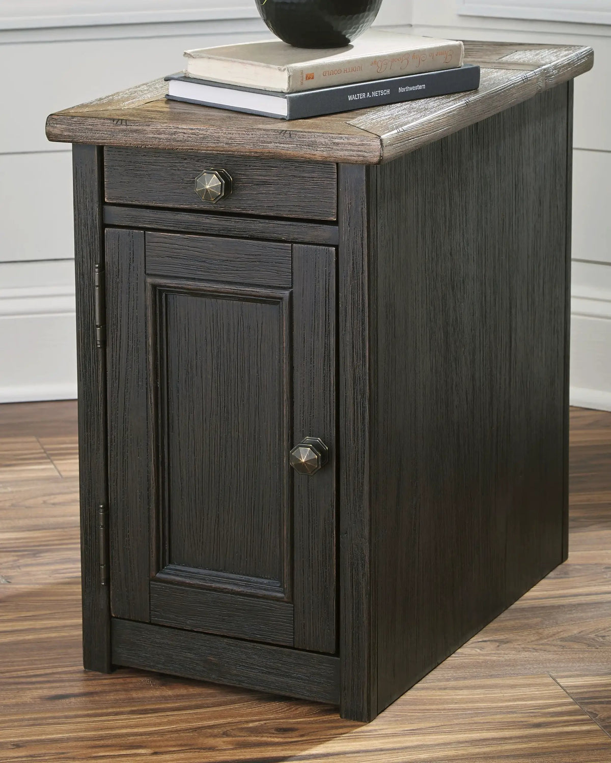 Tyler Creek Chairside End Table | Grayish Brown And Black | Pull Out Tray | Adjustable Shelf