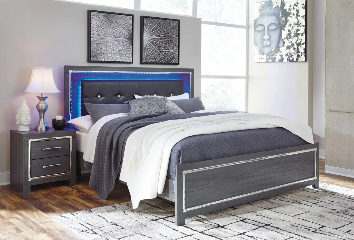 Lodanna Panel Bedroom Set | 4-Piece | Modern Wood-Grain Finish | Faceted Chrome Details