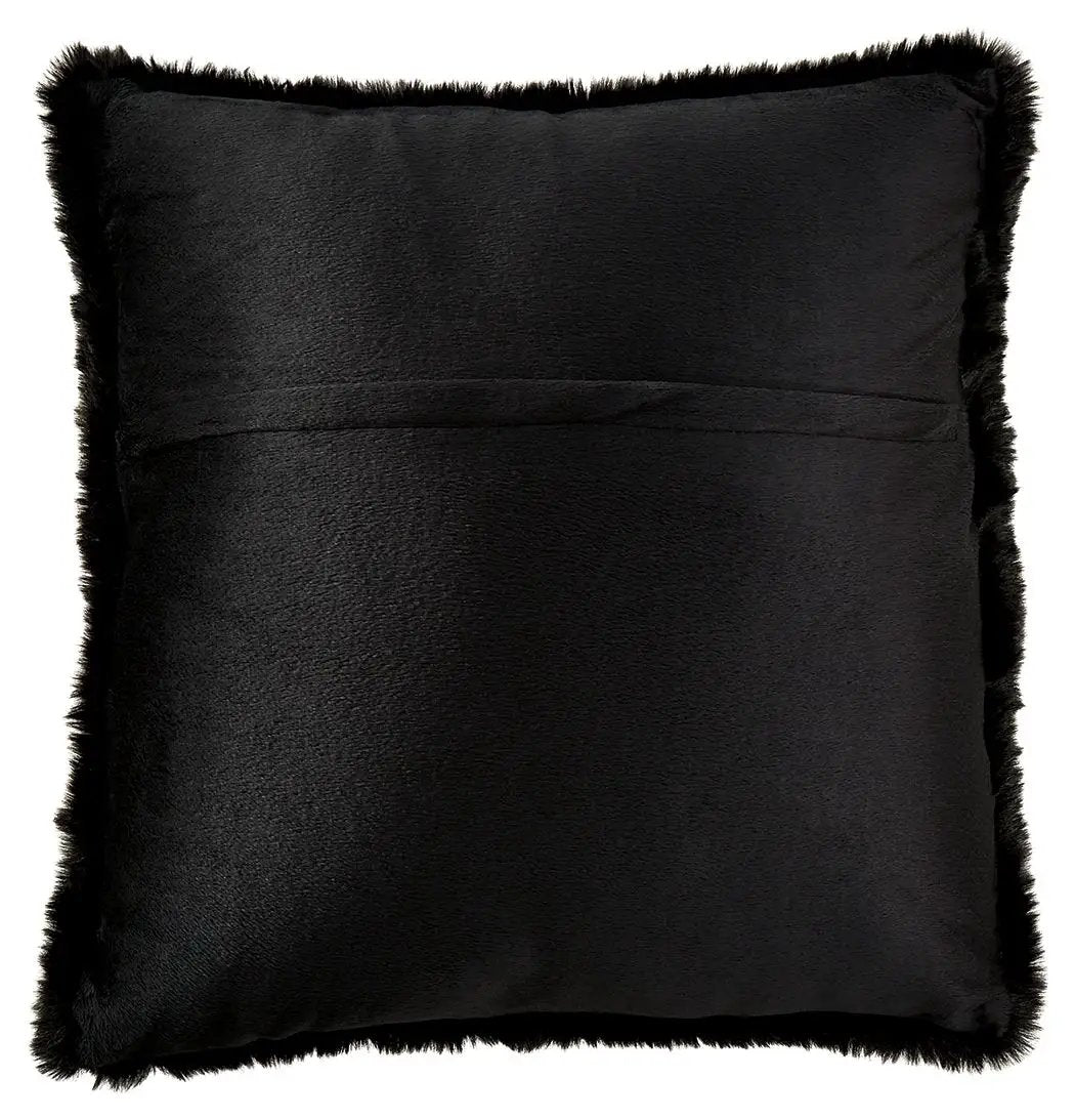 Gariland Faux Fur Throw Pillow | Faux Rabbit Fur | 20 x 20 Inch | Plush Feel