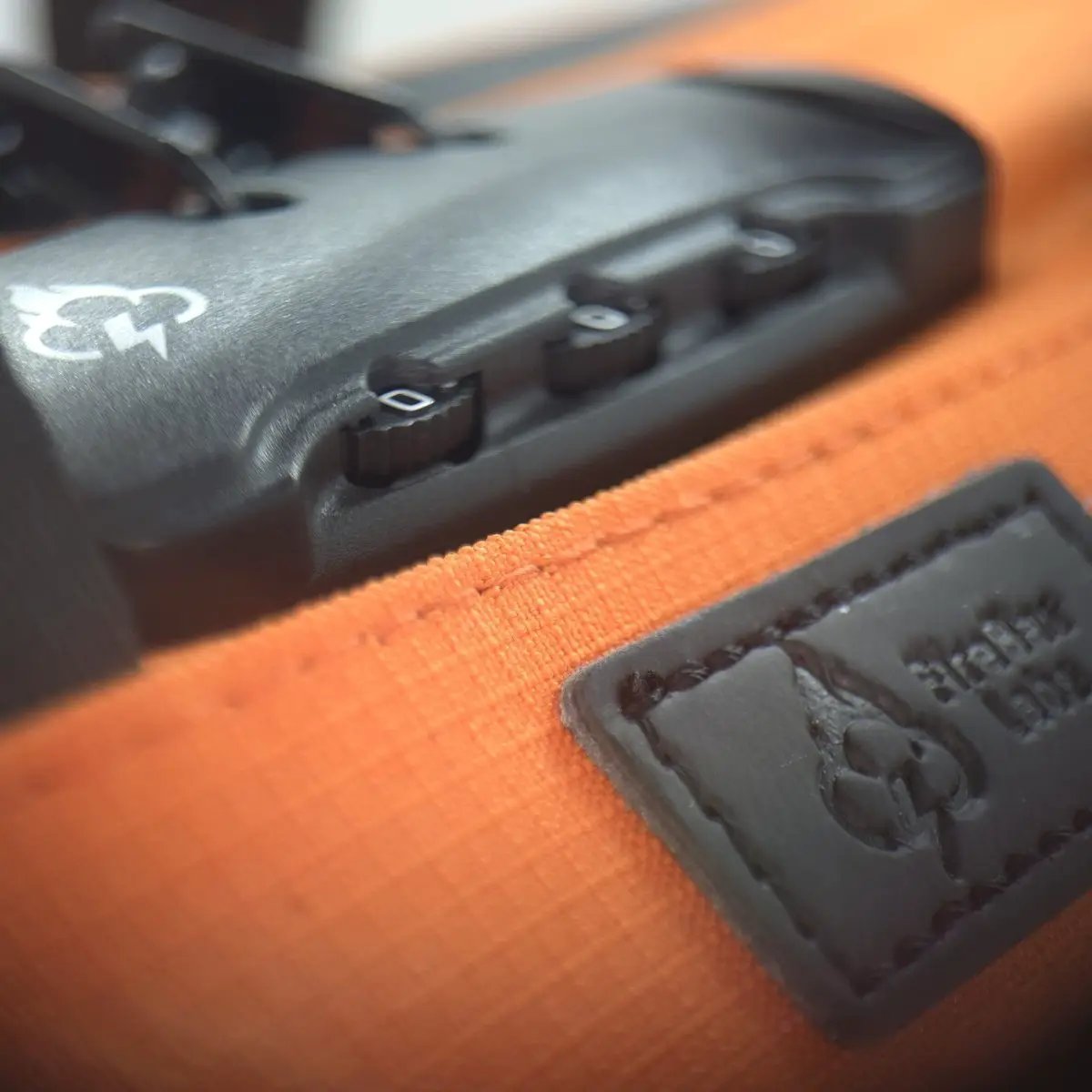 Smell Proof Mini Duffle Bag | Lockable | Carbon Lined