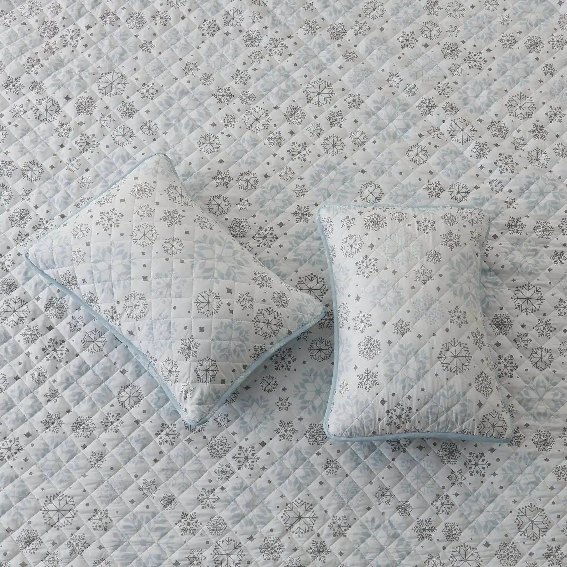 Snowflake Quilt - Nova Collection from PriceLows™