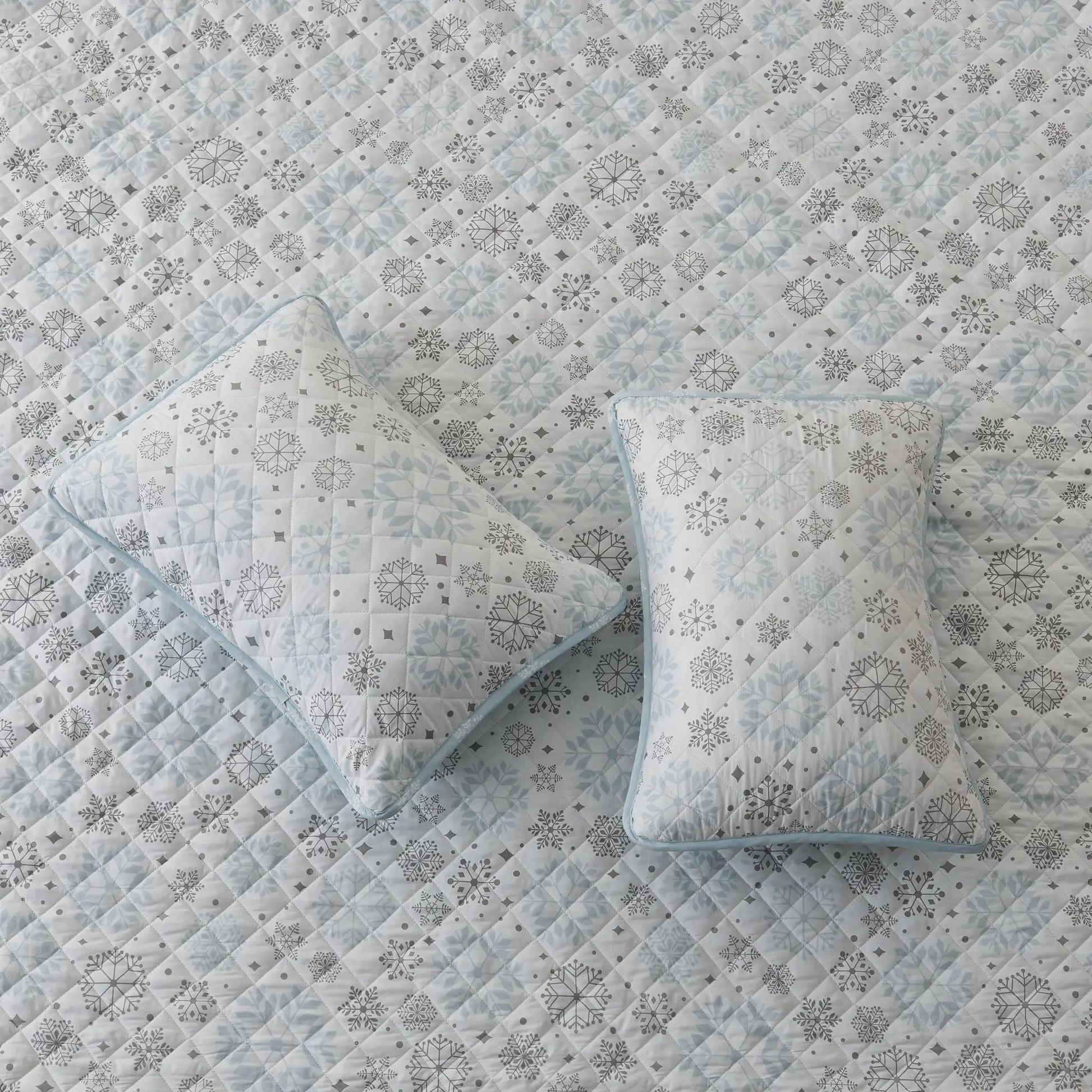 Snowflake Quilt - Nova Collection from PriceLows™