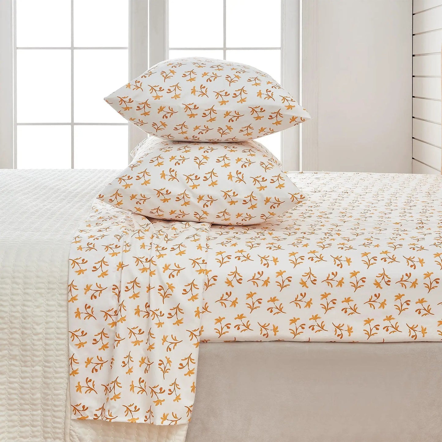 Watercolor Floral Sheet Set - Delia Collection from PriceLows™