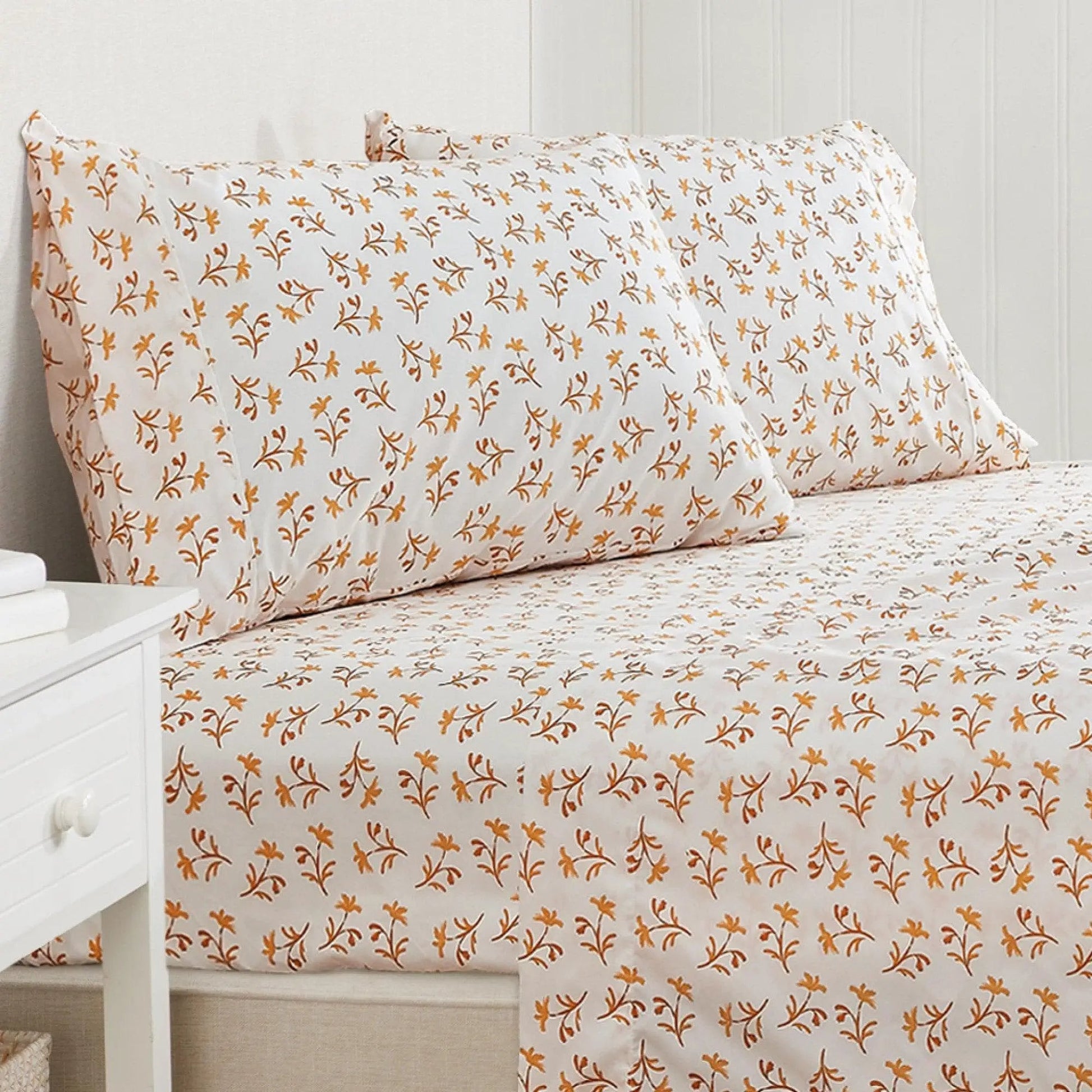 Watercolor Floral Sheet Set - Delia Collection from PriceLows™