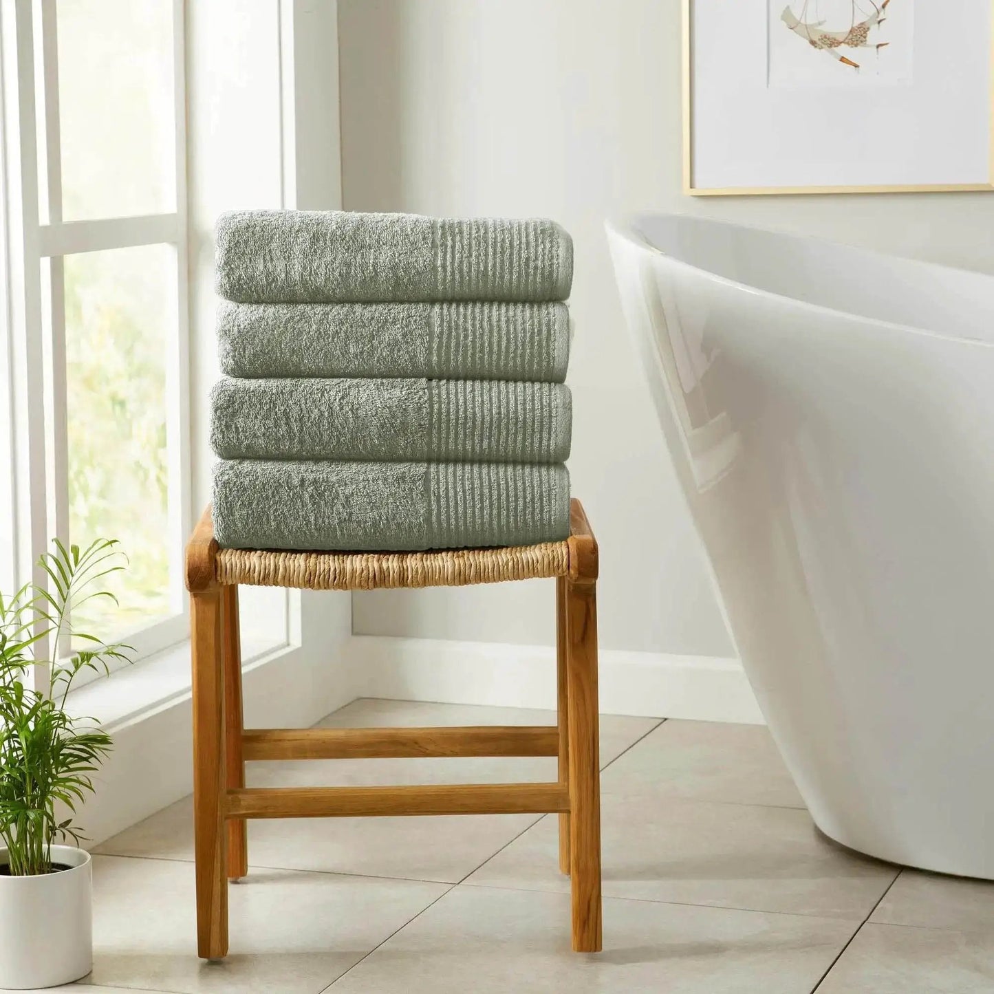 4 Pack Cotton Bath Towels - Kasper Collection from PriceLows™