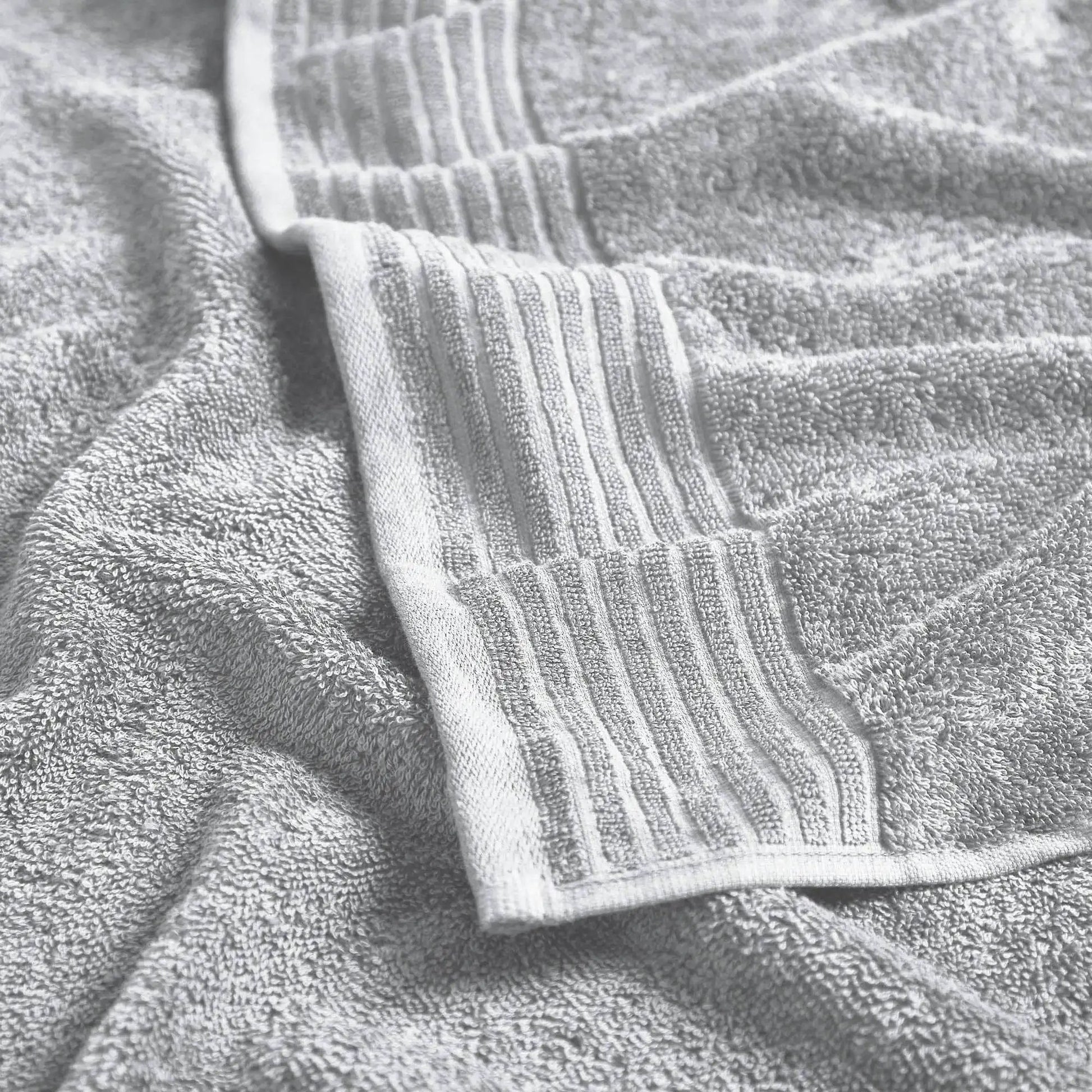 4 Pack Cotton Bath Towels - Kasper Collection from PriceLows™