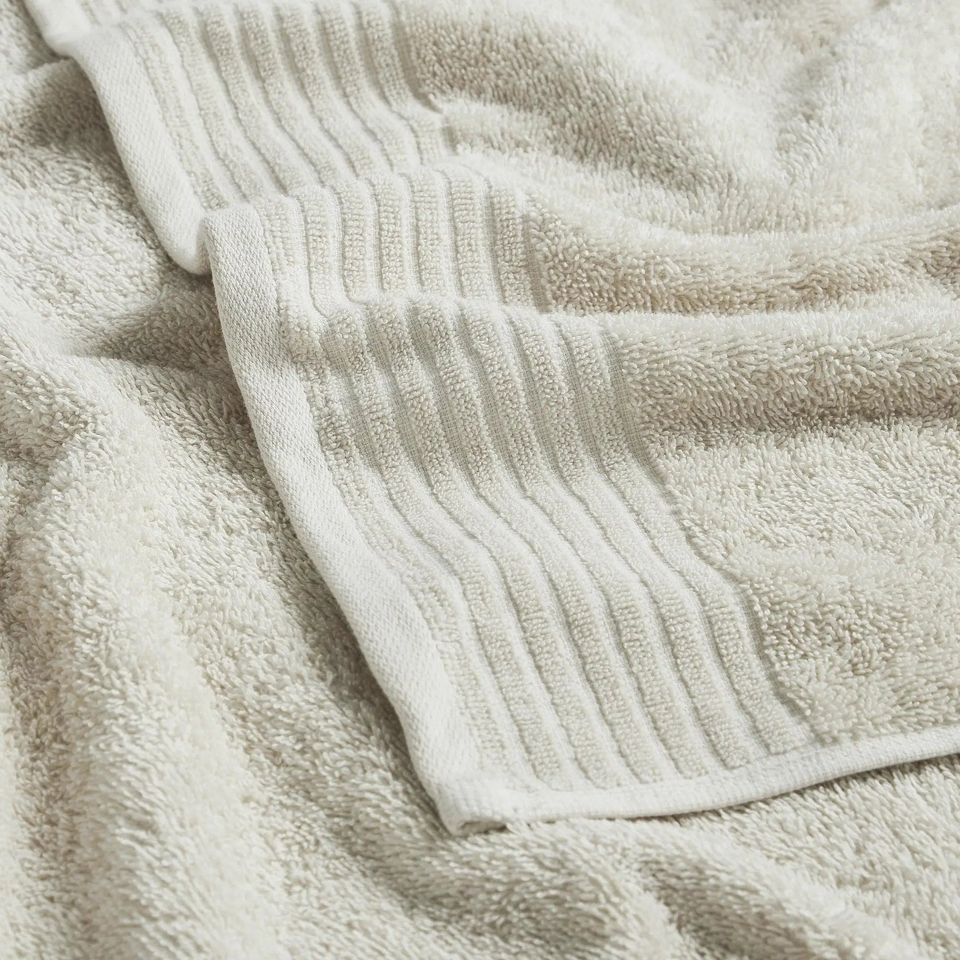 4 Pack Cotton Bath Towels - Kasper Collection from PriceLows™