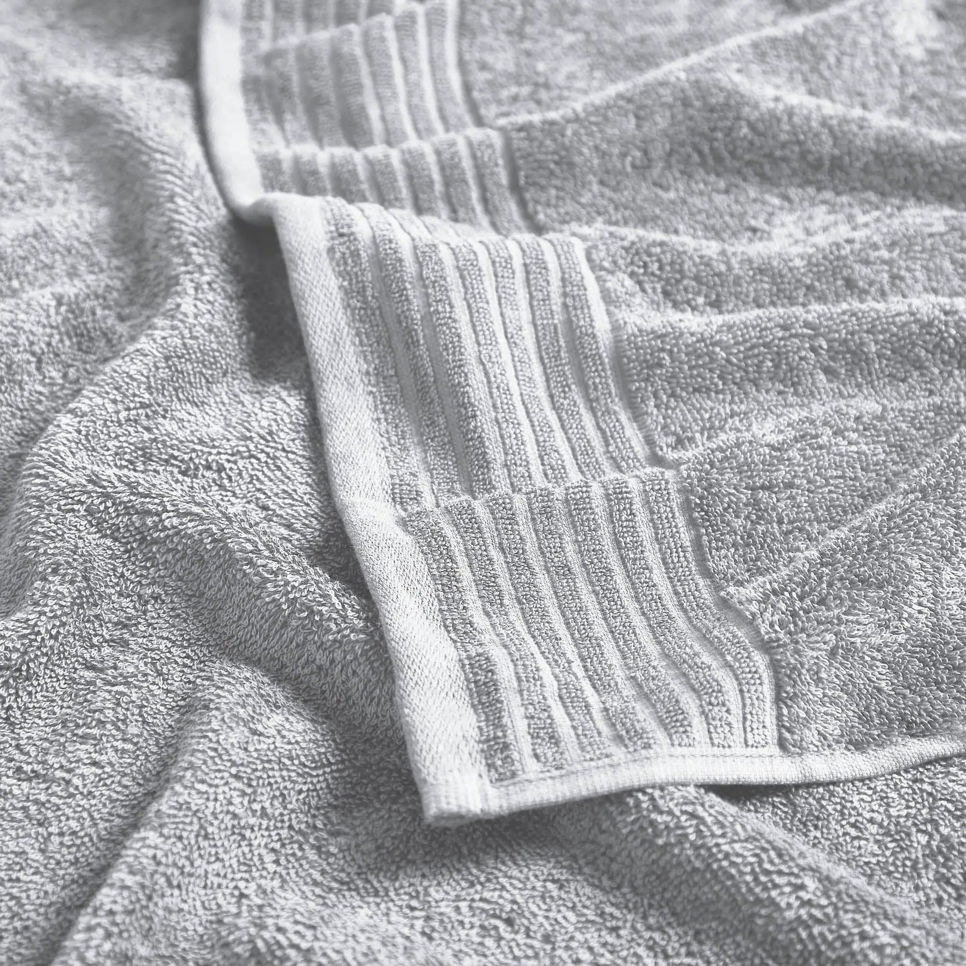 6 Piece Set Cotton Bath Towels - Kasper Collection from PriceLows™