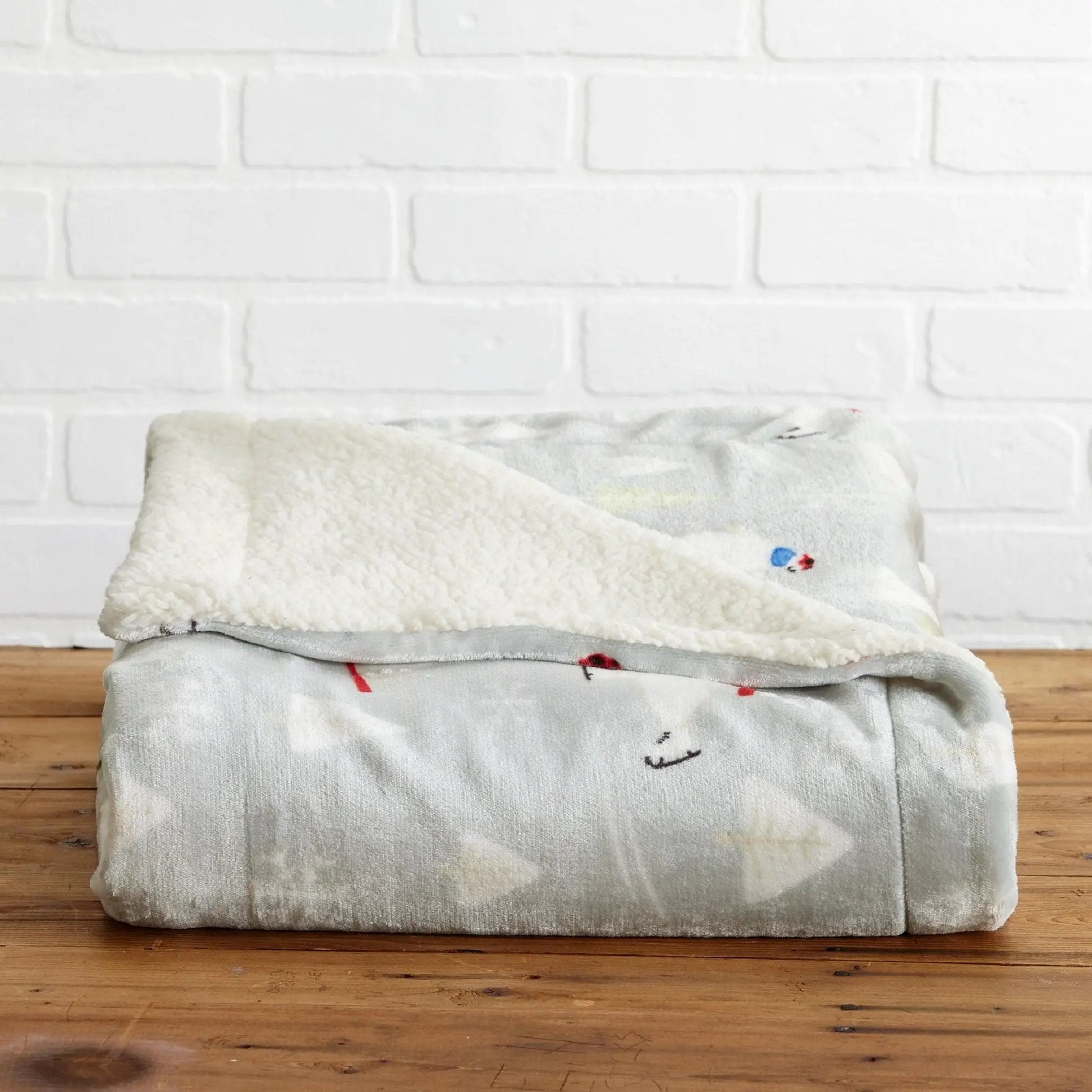 Sherpa Throw Blanket - Eve Collection from PriceLows™