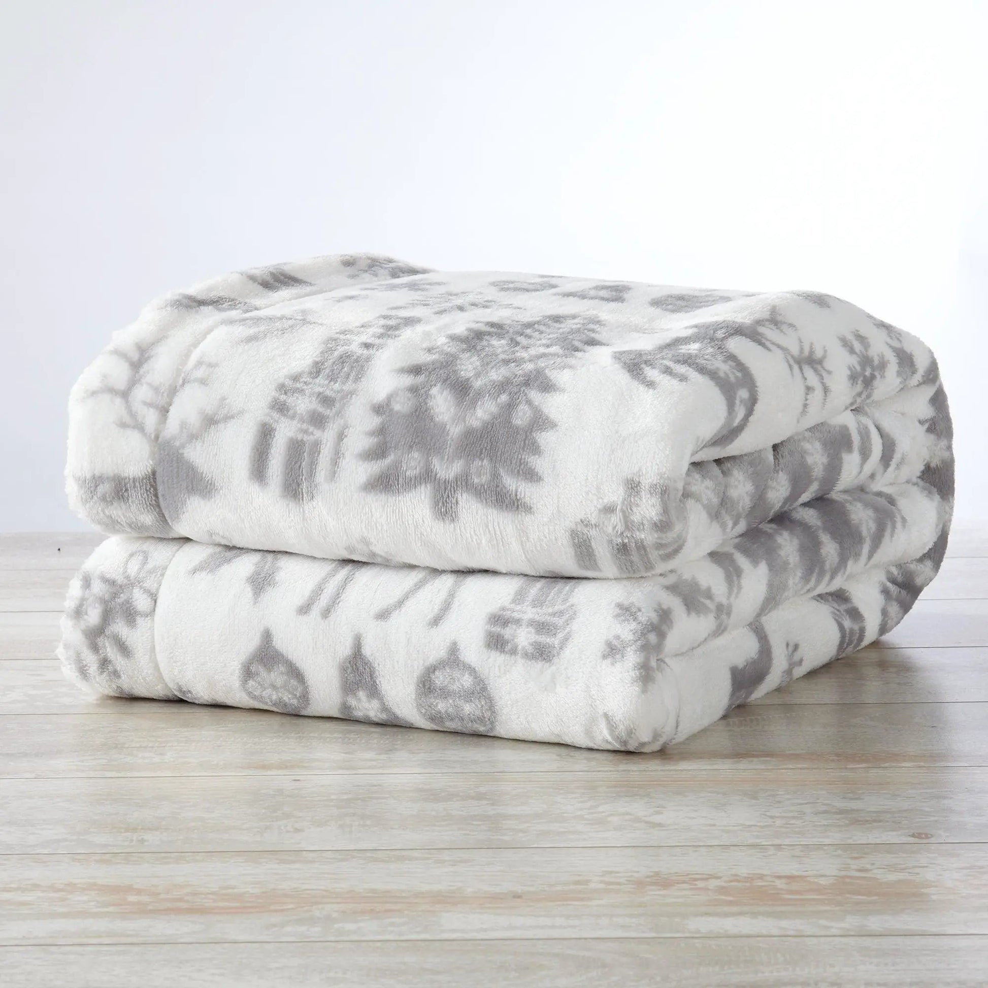 Sherpa Throw Blanket - Eve Collection from PriceLows™