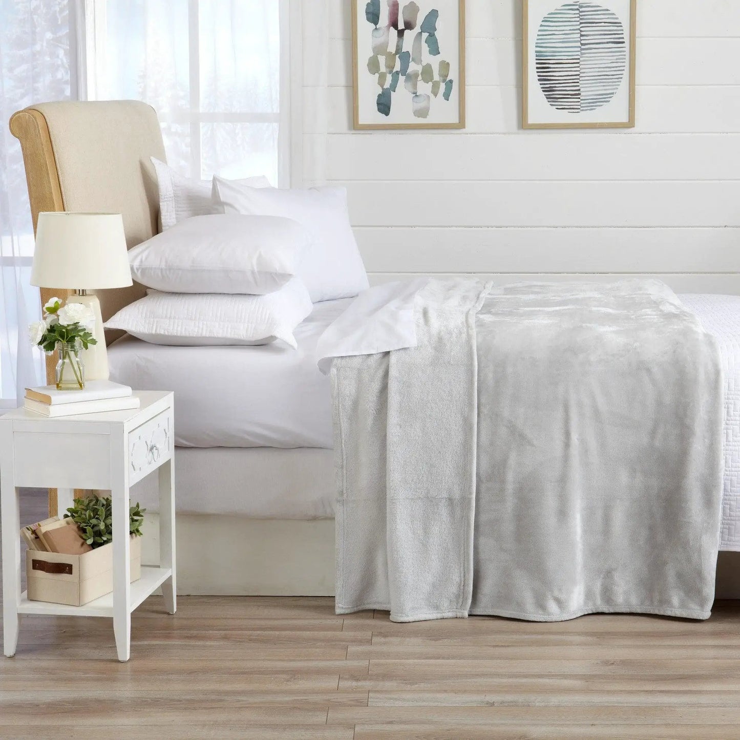 Velvet Plush Blanket - Avianna Collection from PriceLows™