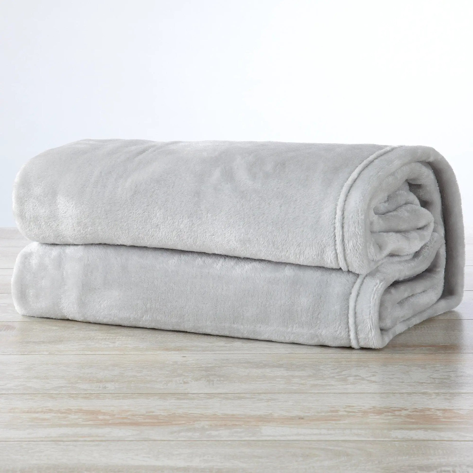 Velvet Plush Blanket - Avianna Collection from PriceLows™