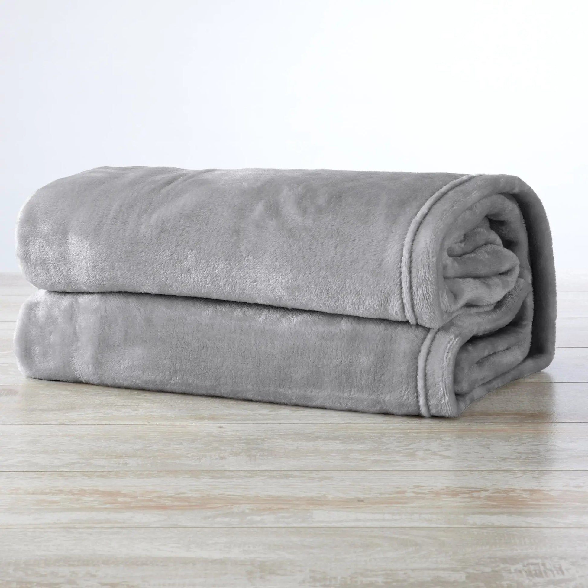 Velvet Plush Blanket - Avianna Collection from PriceLows™