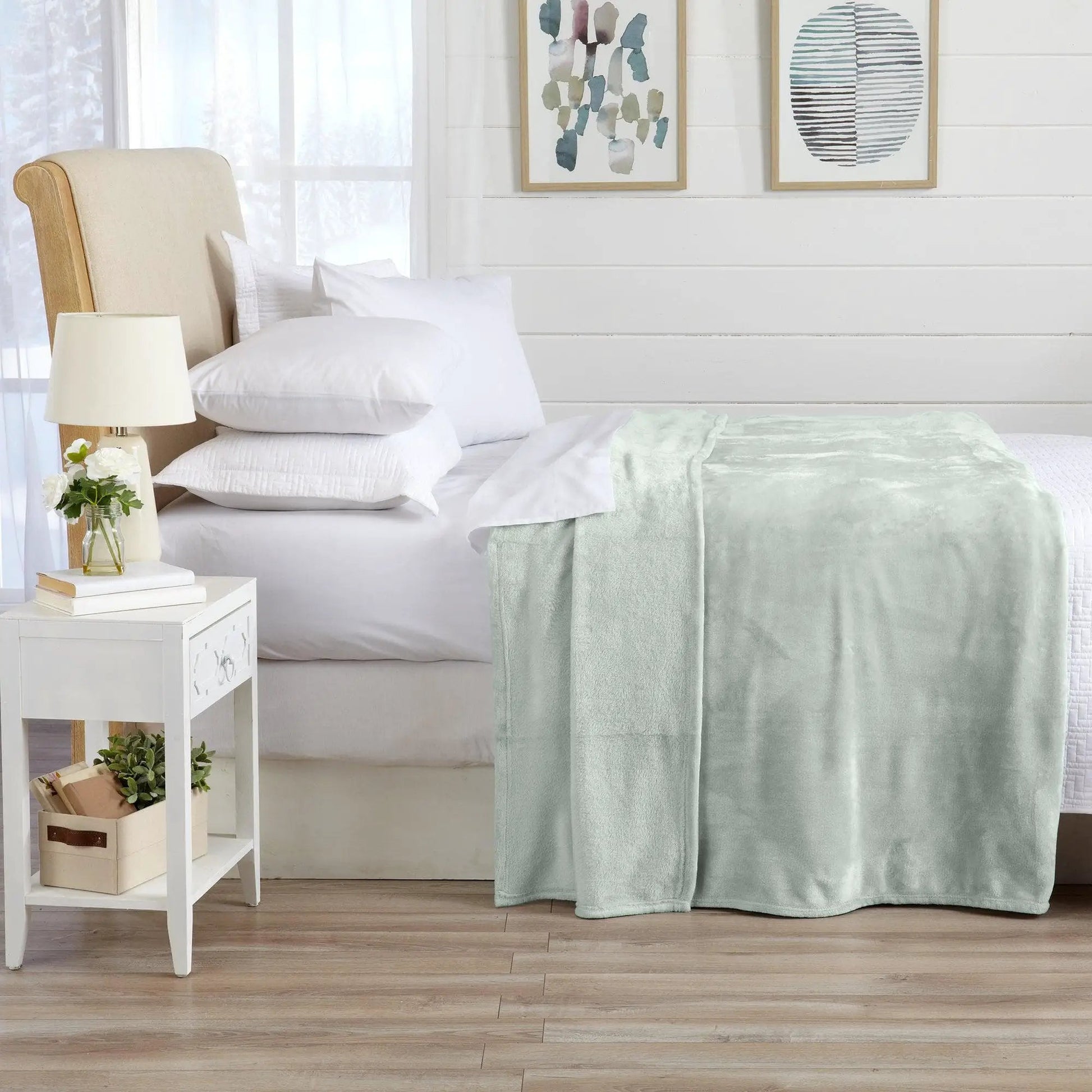 Velvet Plush Blanket - Avianna Collection from PriceLows™