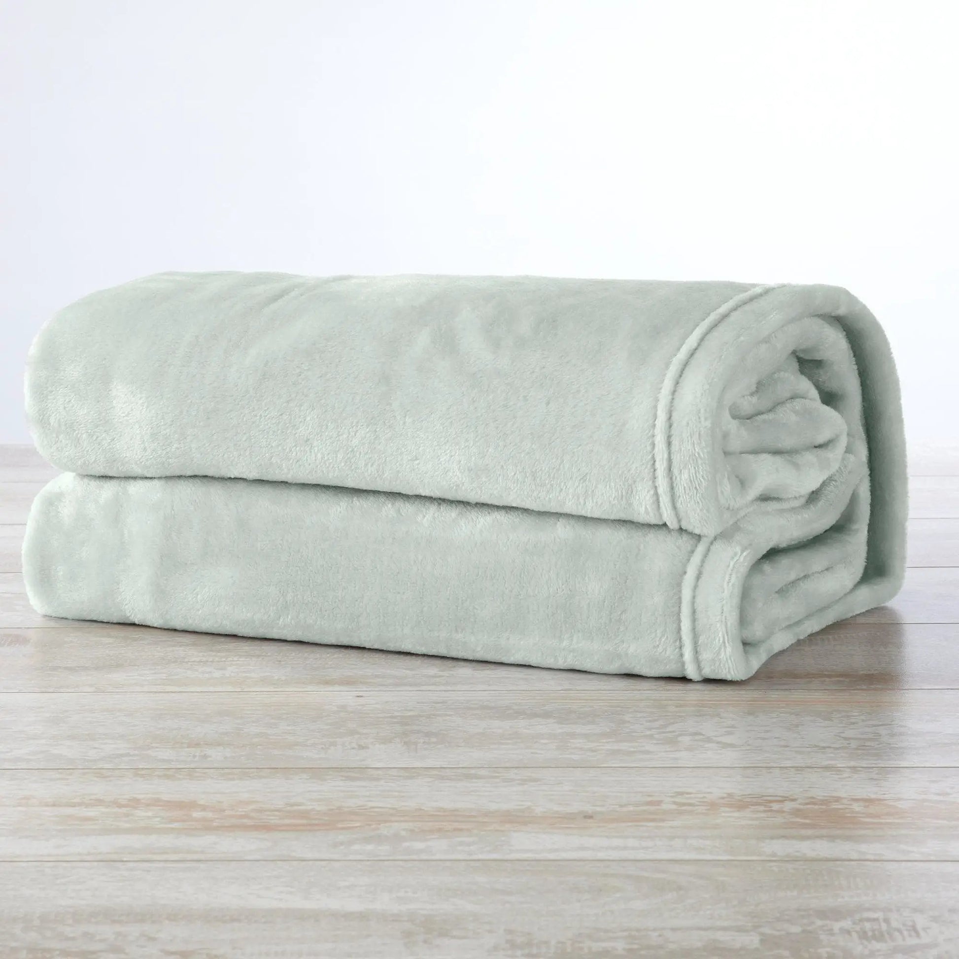 Velvet Plush Blanket - Avianna Collection from PriceLows™