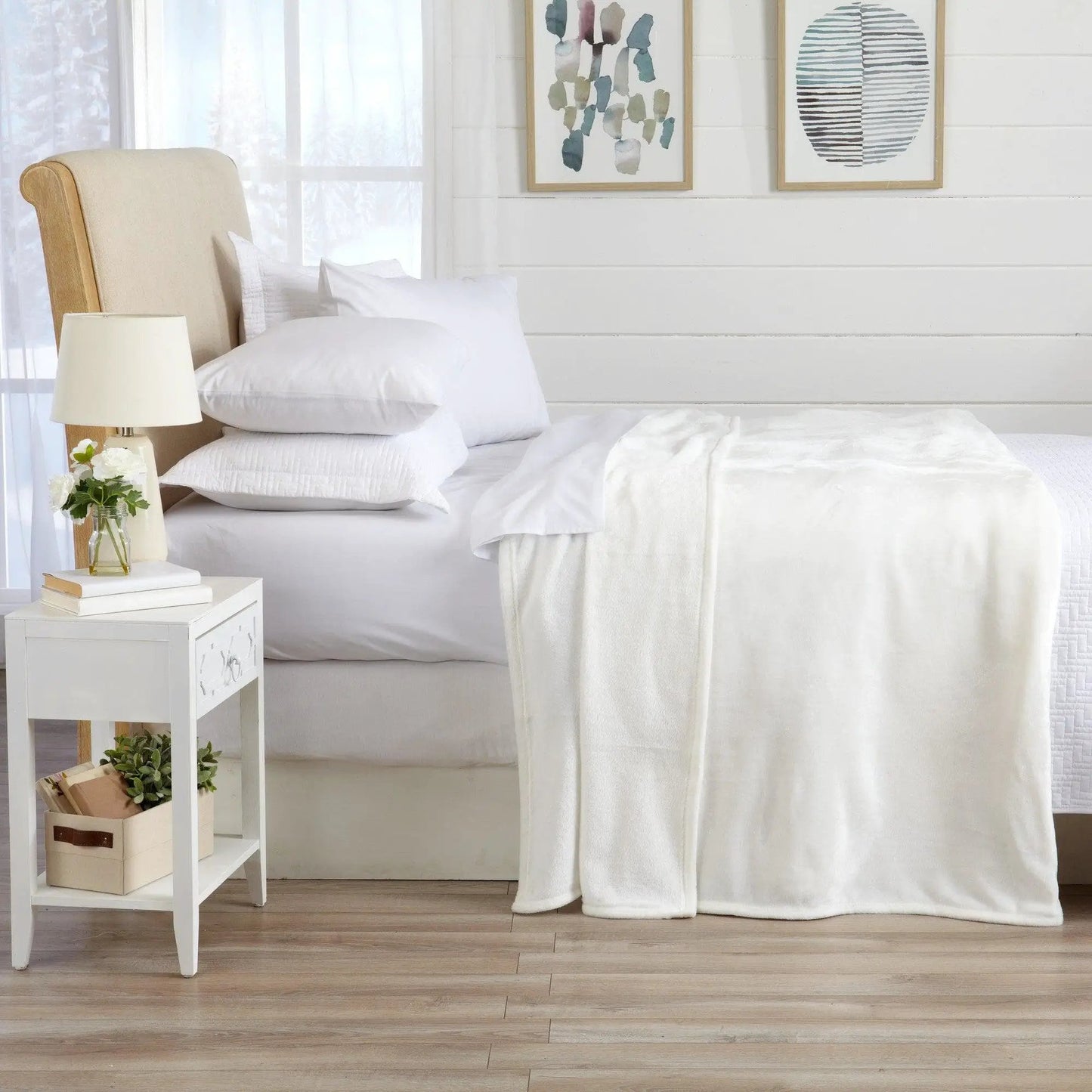 Velvet Plush Blanket - Avianna Collection from PriceLows™