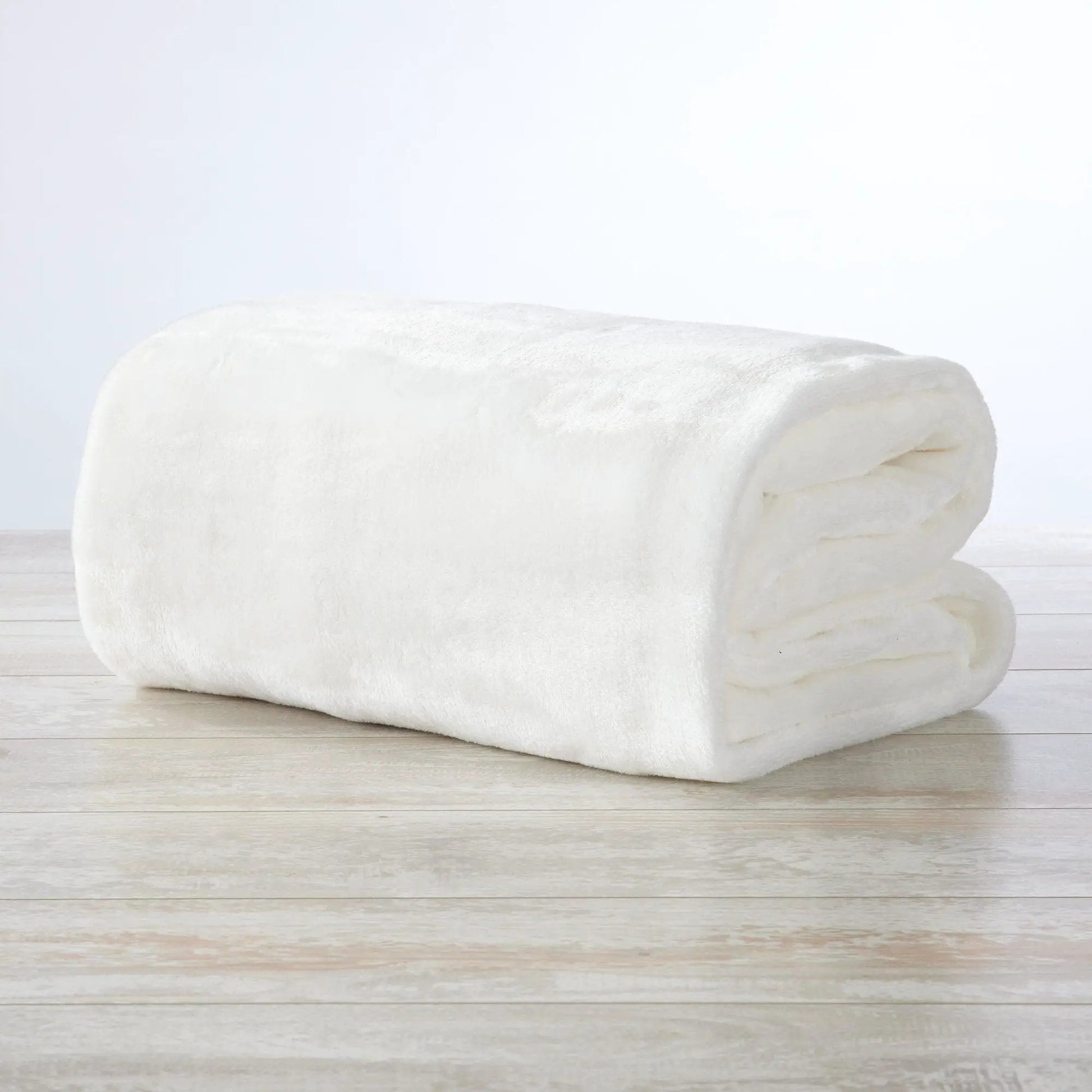 Velvet Plush Blanket - Avianna Collection from PriceLows™