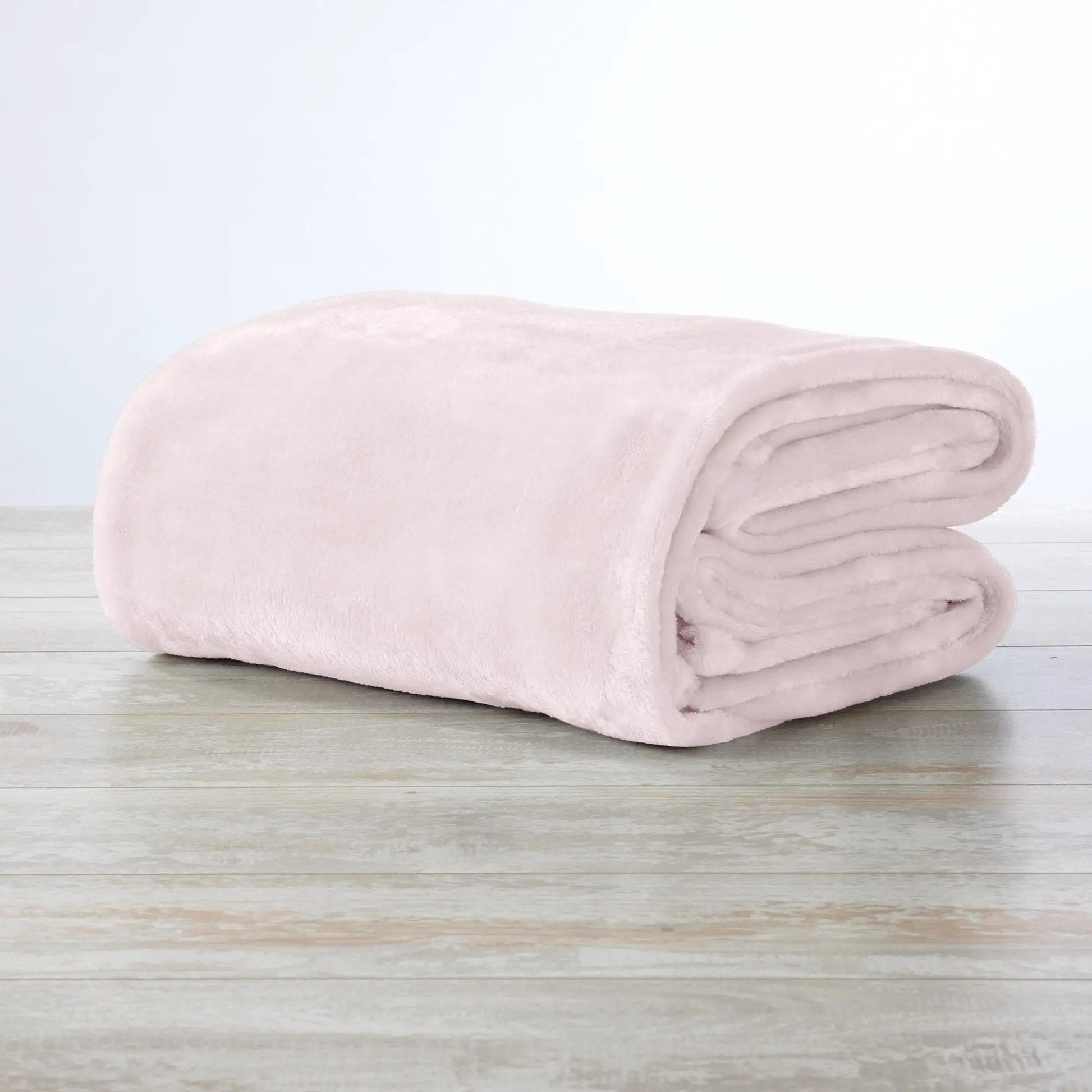 Velvet Plush Blanket - Avianna Collection from PriceLows™