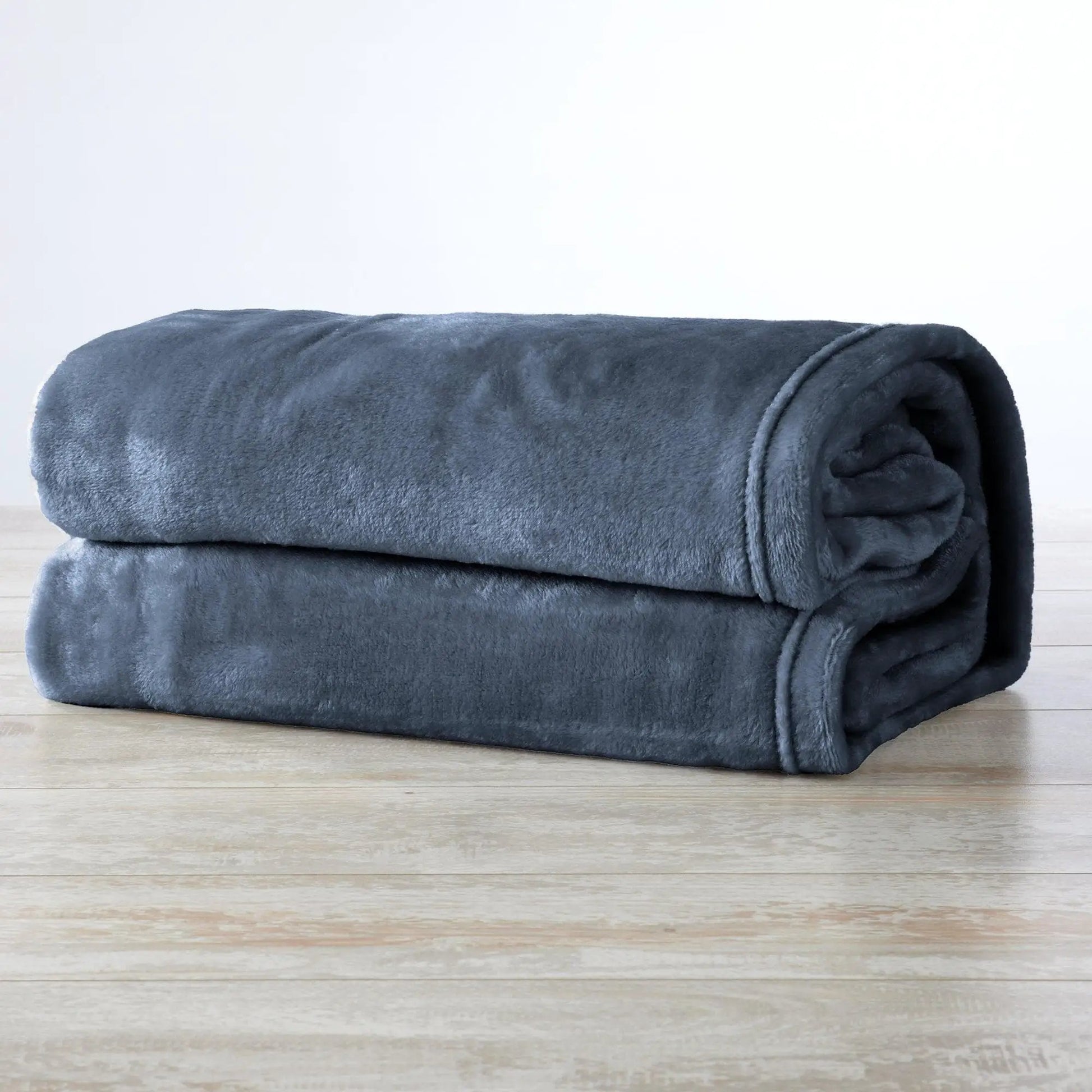 Velvet Plush Blanket - Avianna Collection from PriceLows™