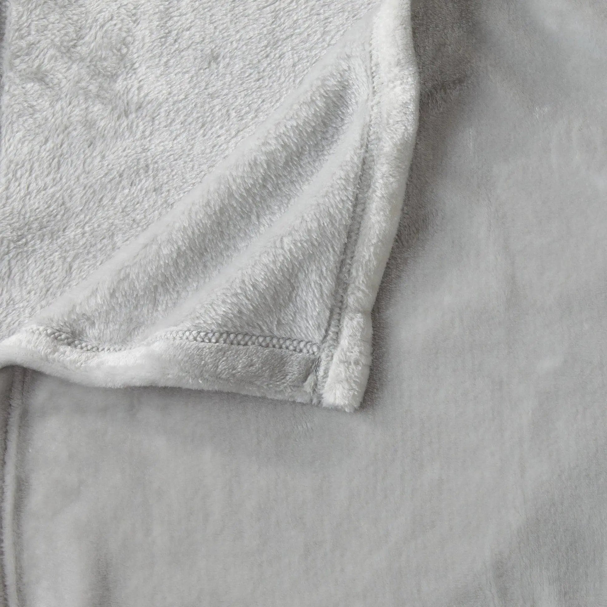 Velvet Plush Blanket - Avianna Collection from PriceLows™