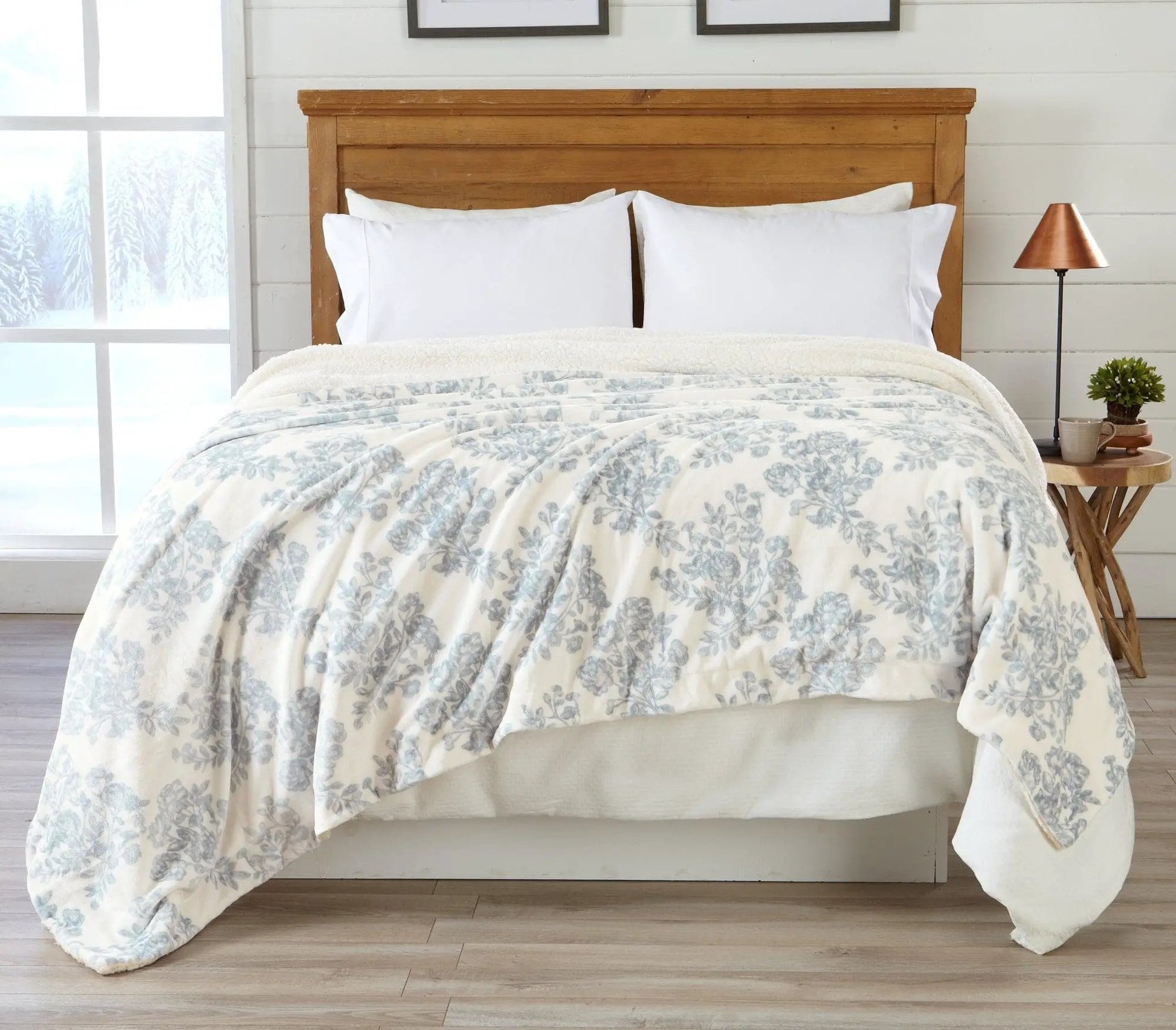 Velvet Plush Sherpa Luxury Bed Blanket - Cielo Collection from PriceLows™