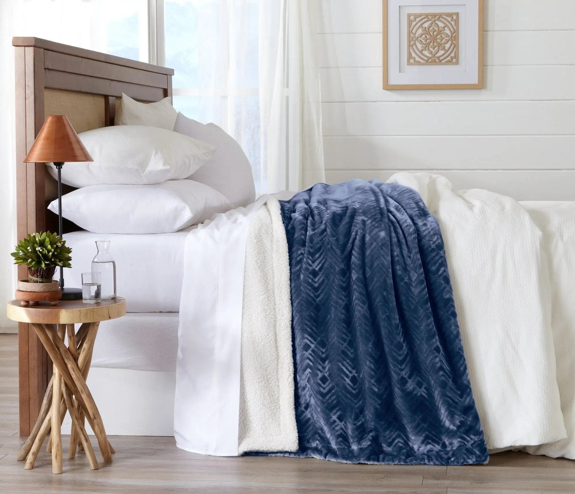 Velvet Plush Sherpa Luxury Bed Blanket - Cielo Collection from PriceLows™