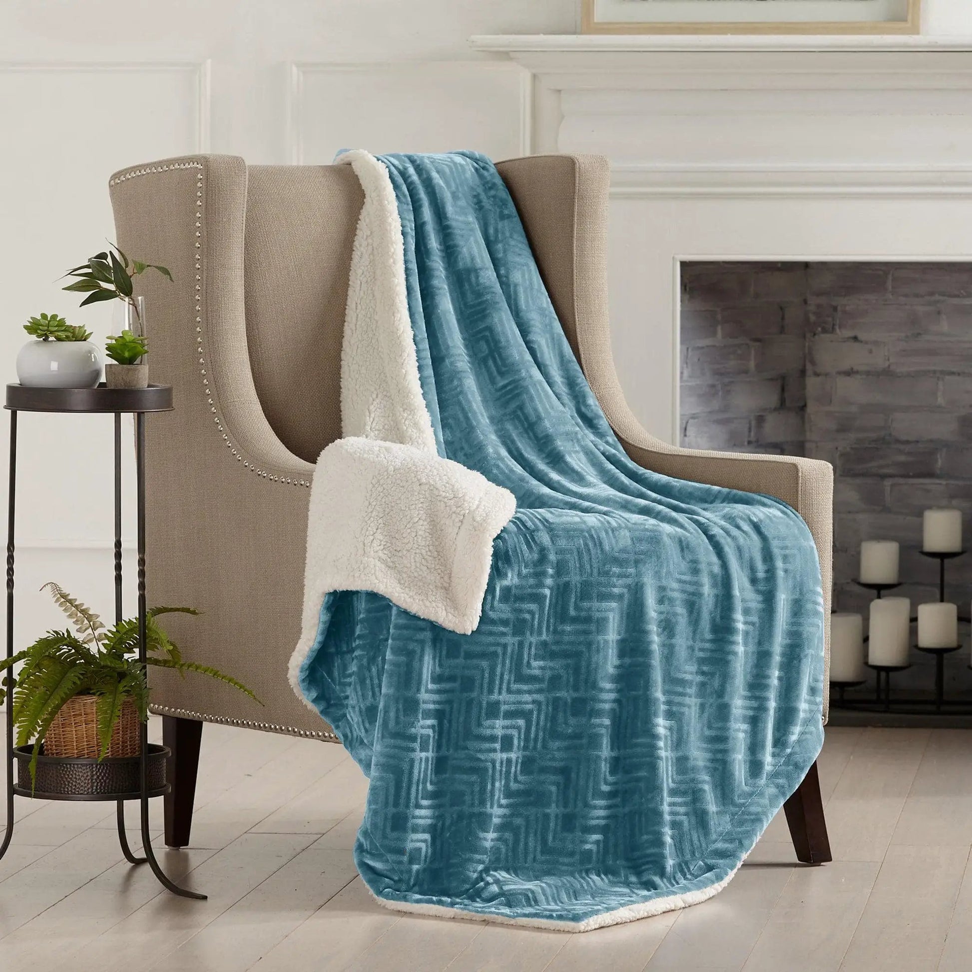 Velvet Plush Sherpa Luxury Bed Blanket - Cielo Collection from PriceLows™
