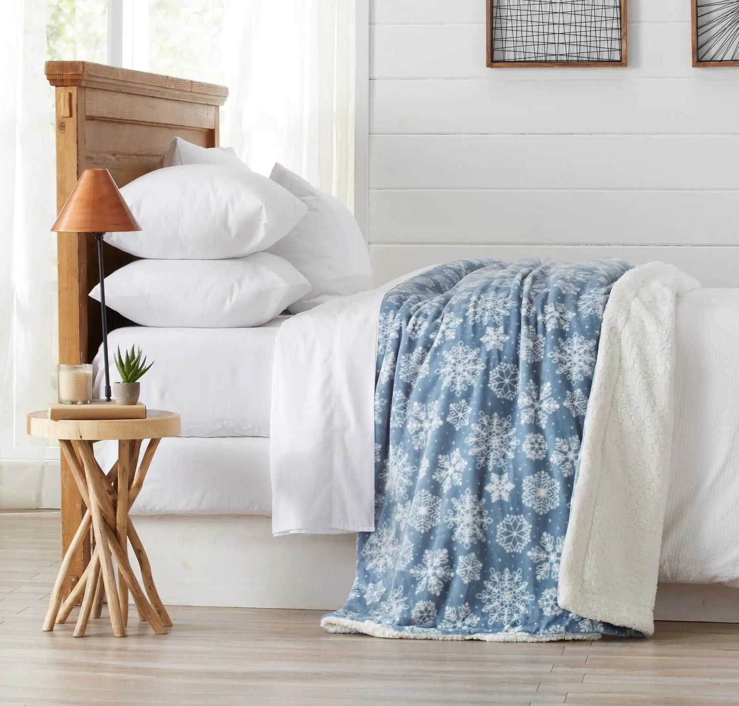 Velvet Plush Sherpa Luxury Bed Blanket - Cielo Collection from PriceLows™